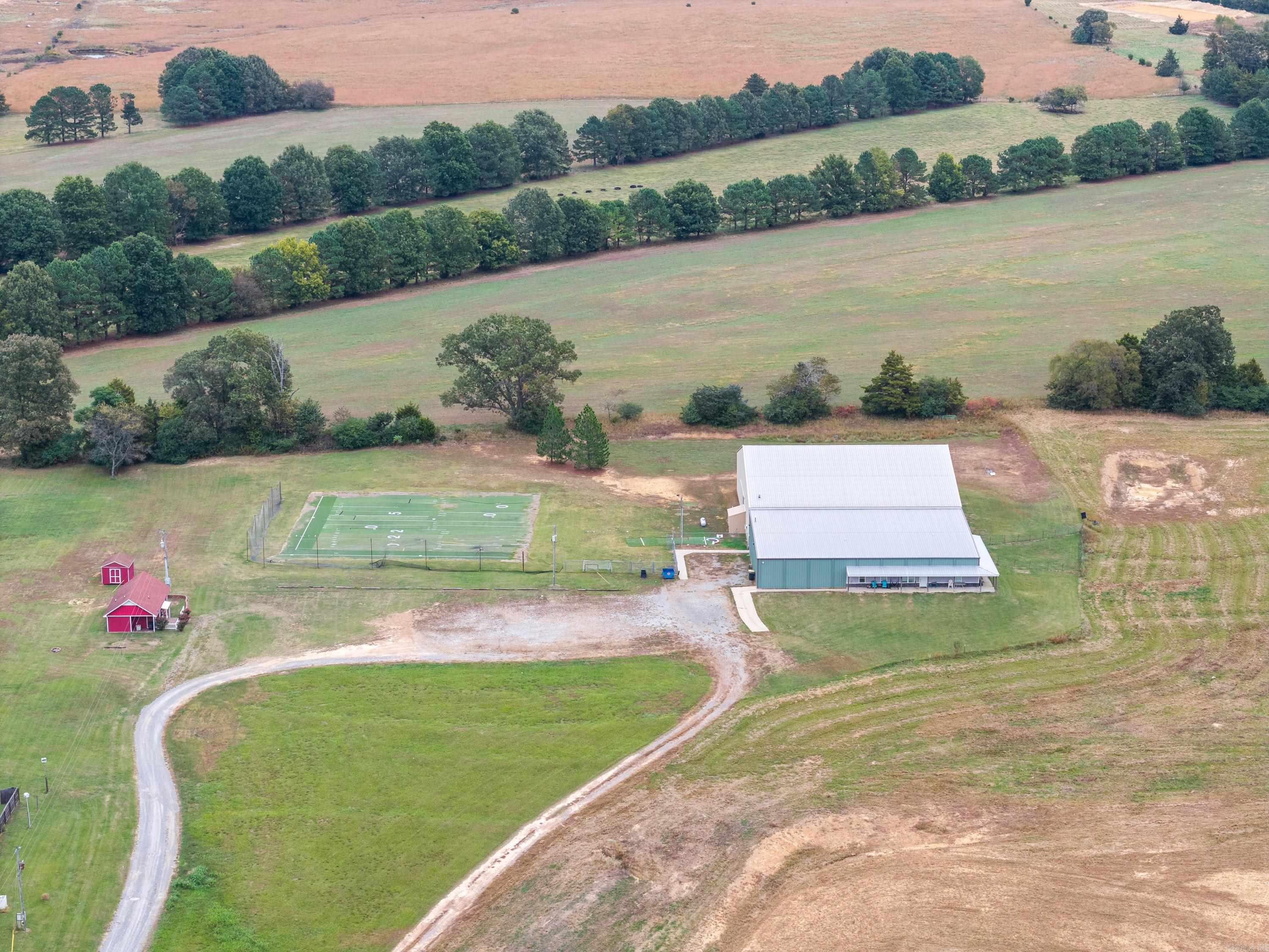 224 25 N  Greenbrier, AR