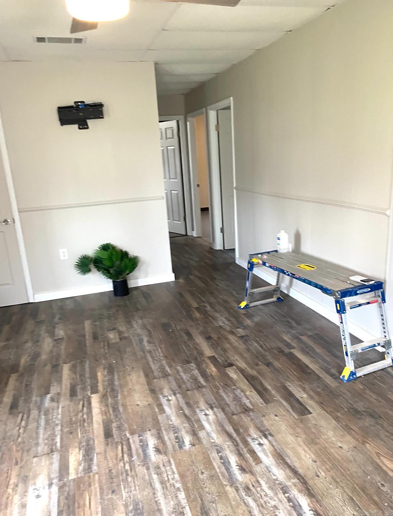 513 SW 3rd  England, AR