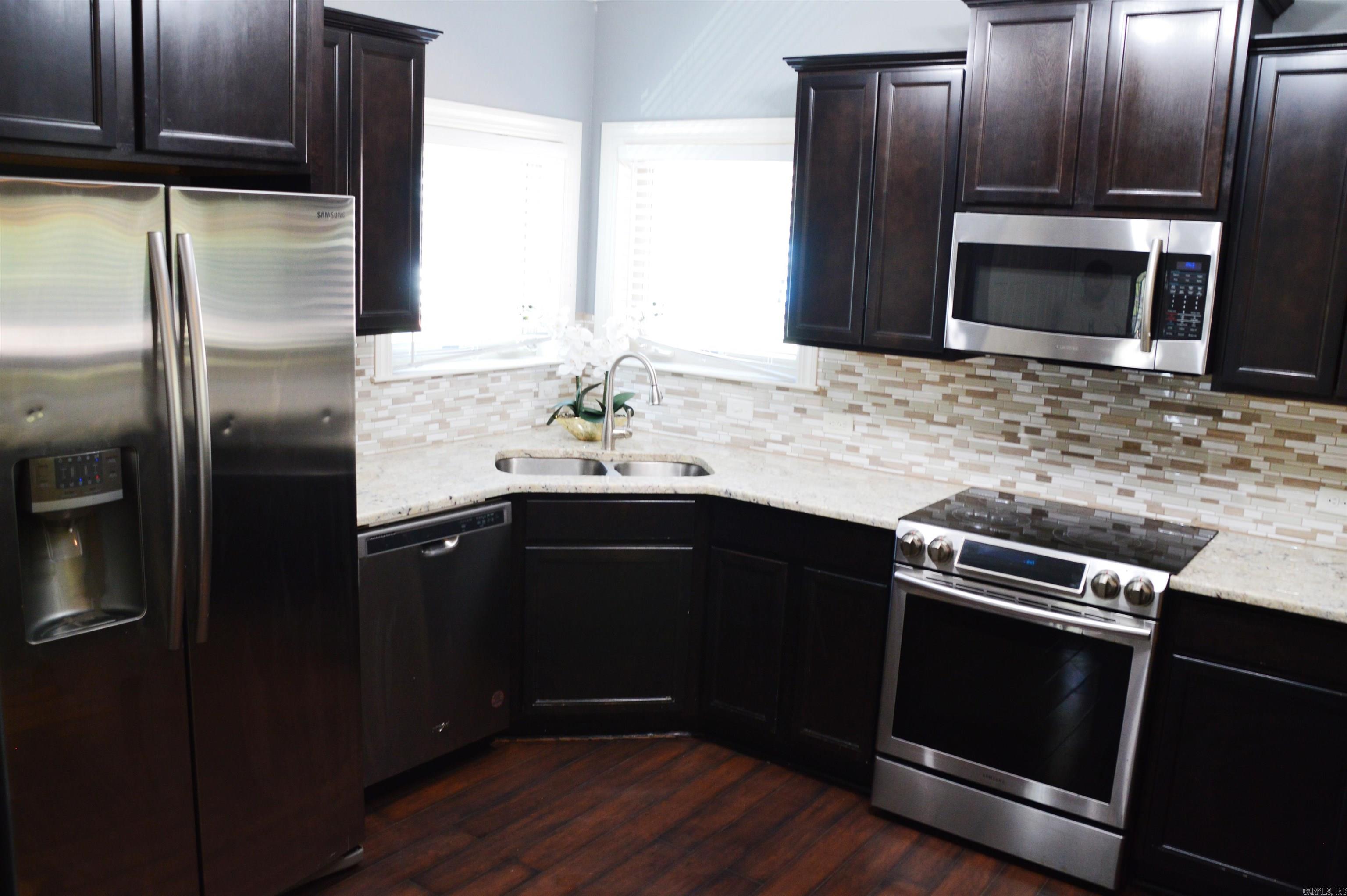 1133 Airport  Hot Springs, AR