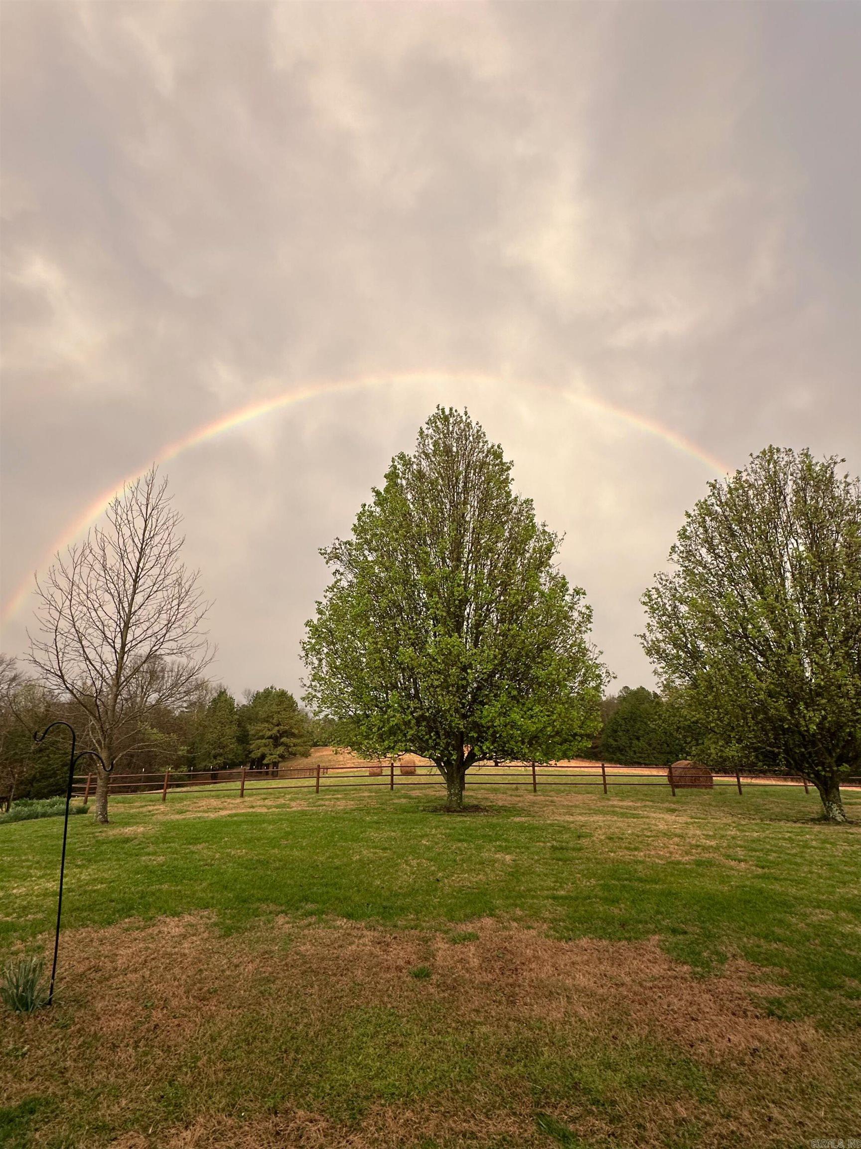 1742 Flora Church Trl  Viola, AR