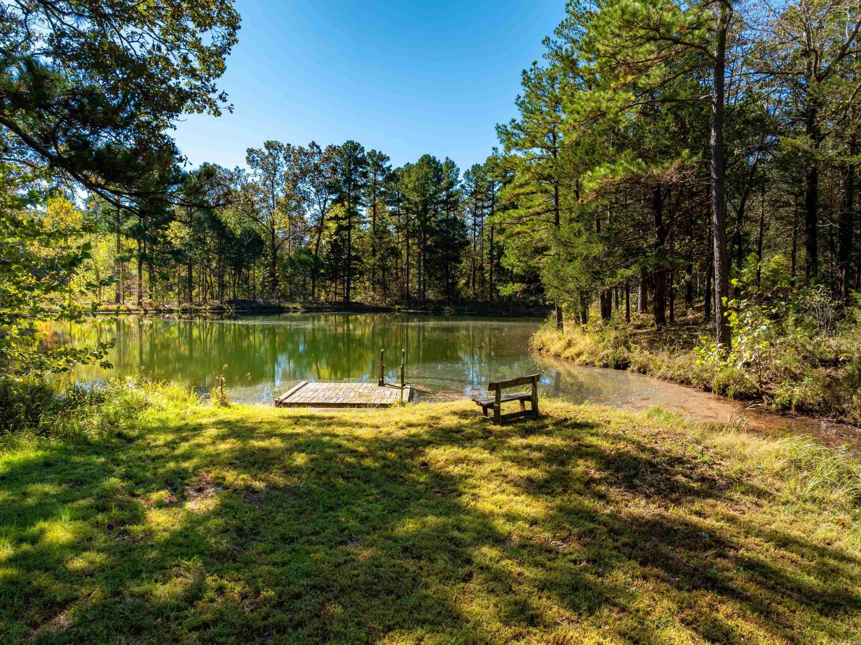 1742 Flora Church Trl  Viola, AR