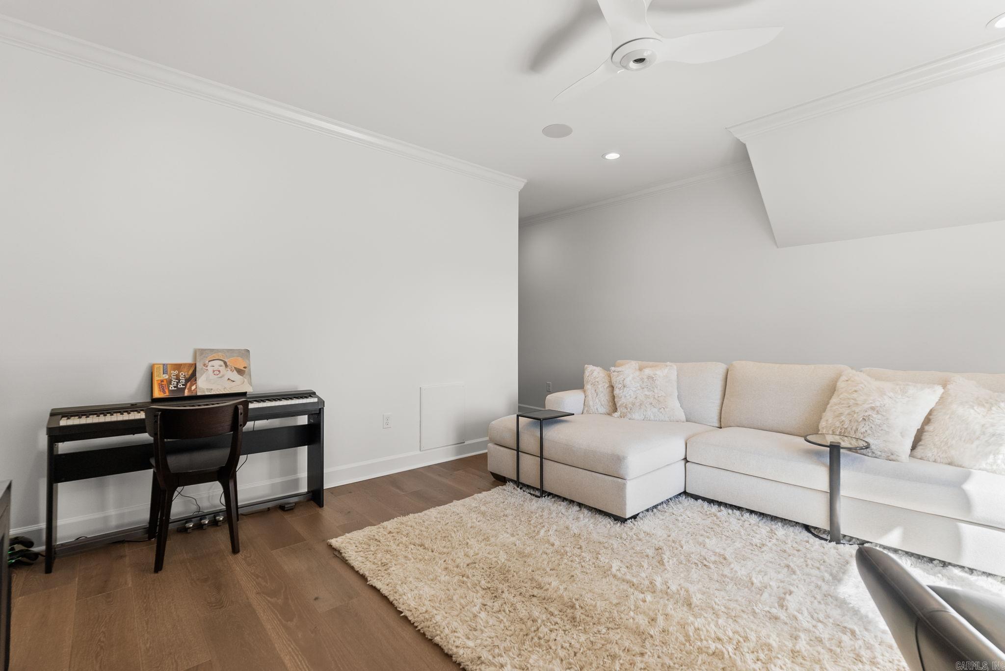 212 Sologne Court Little Rock, AR 72223