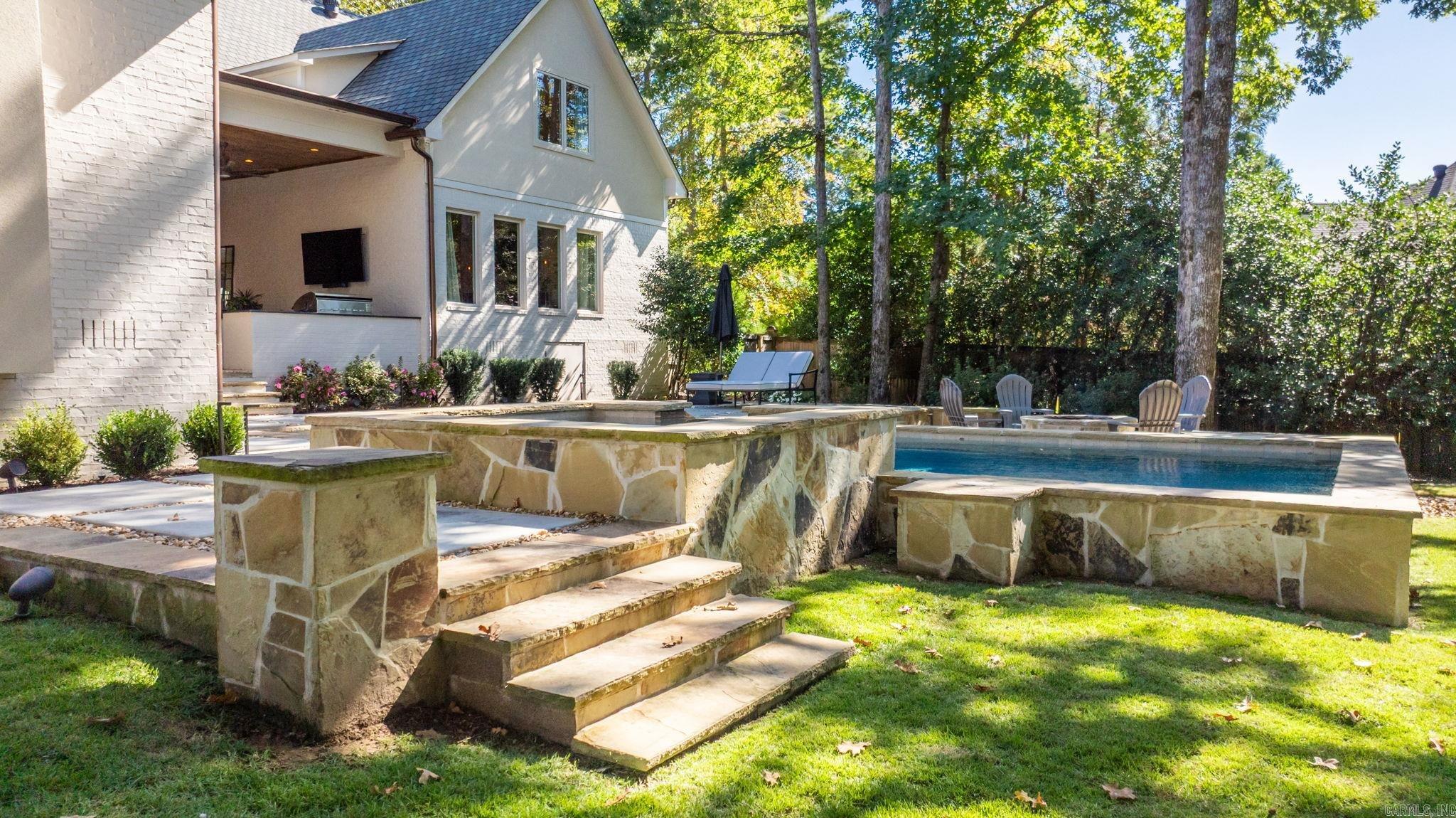 212 Sologne Court Little Rock, AR 72223