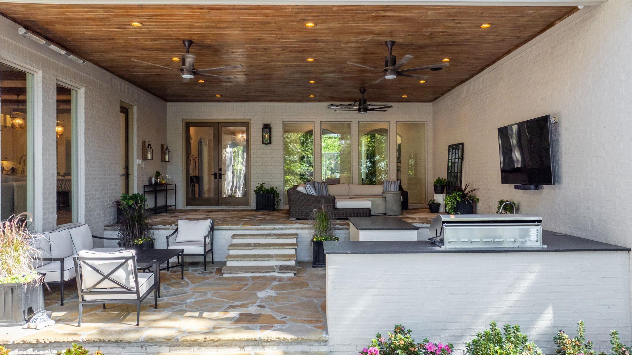 212 Sologne Court Little Rock, AR 72223