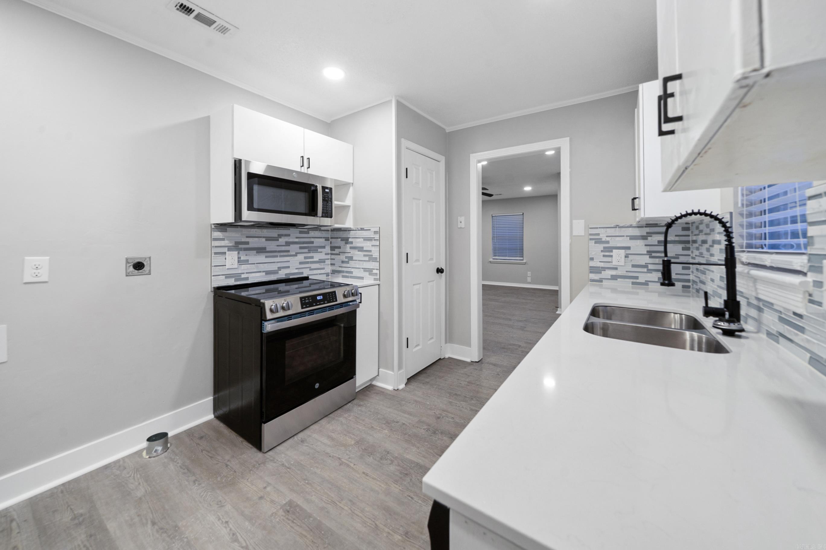 11 Spear  North Little Rock, AR