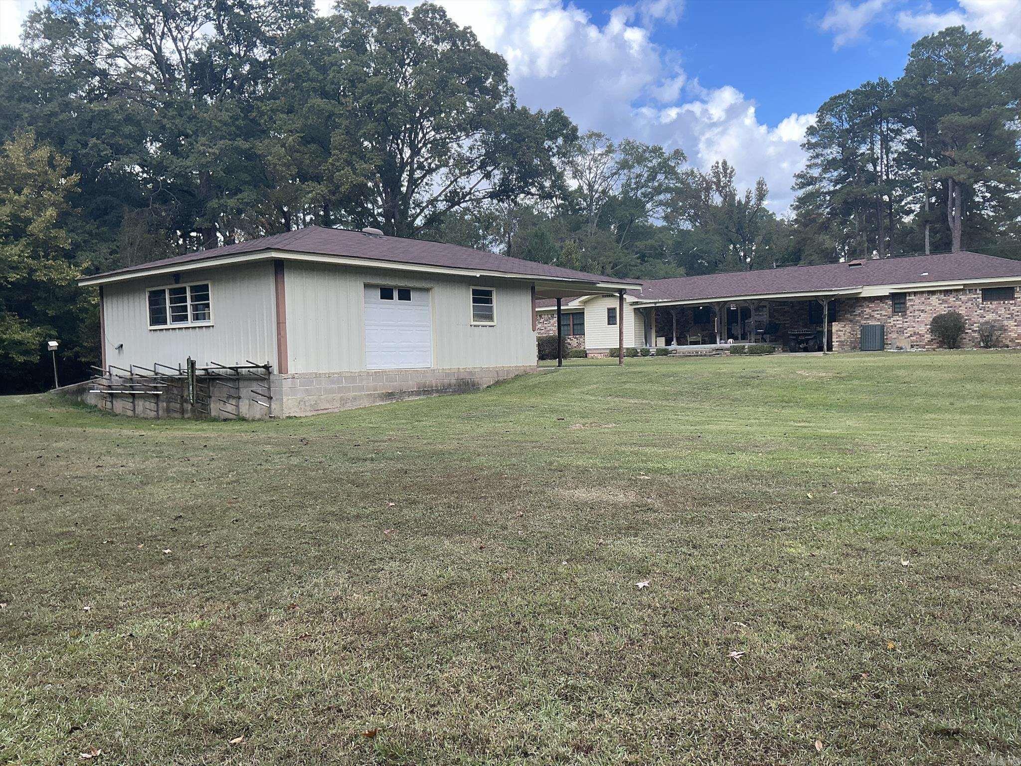 128 Brushy Creek DR Crossett, AR 71635