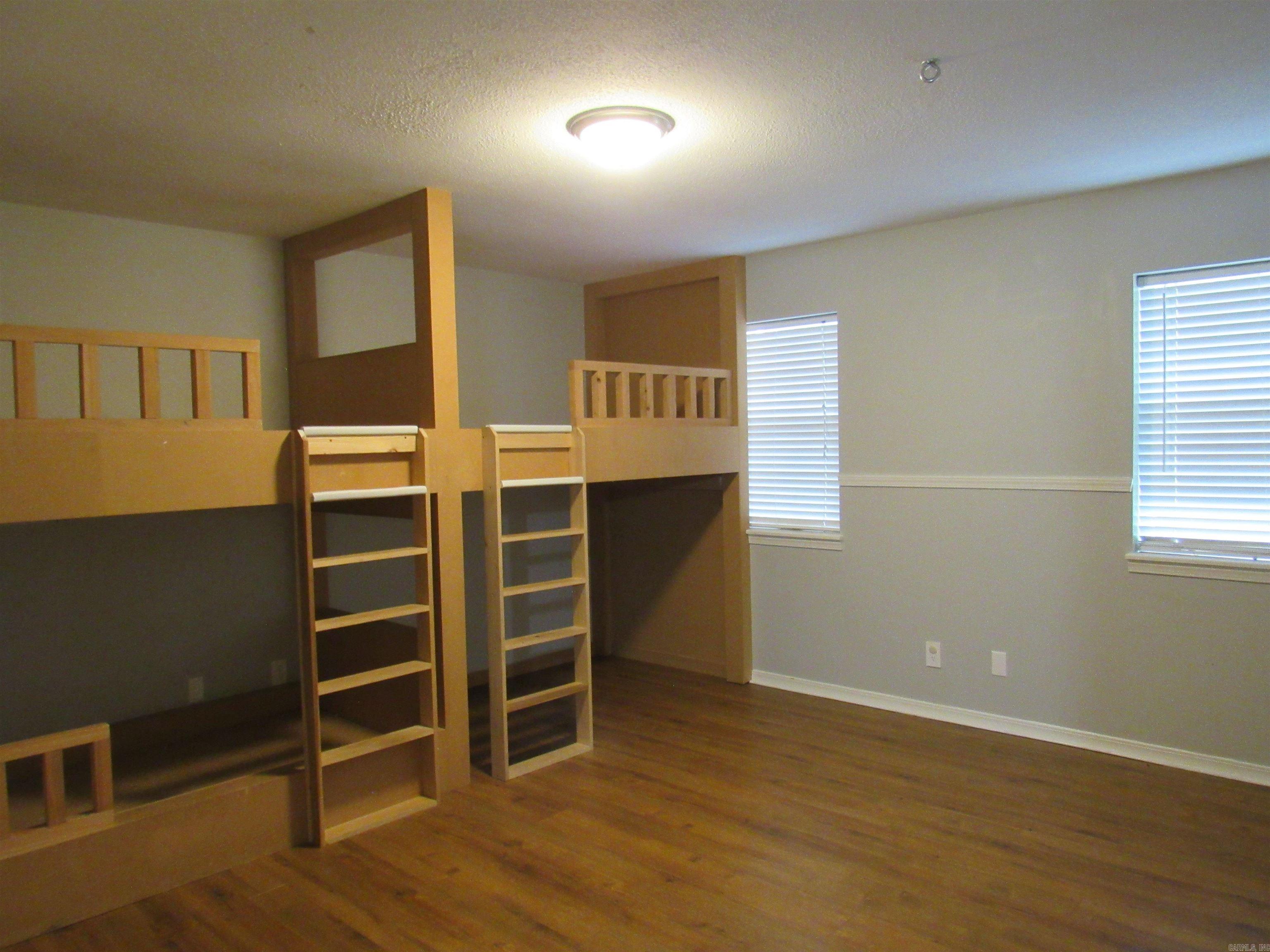 303 Merganzer Dr  Jacksonville, AR