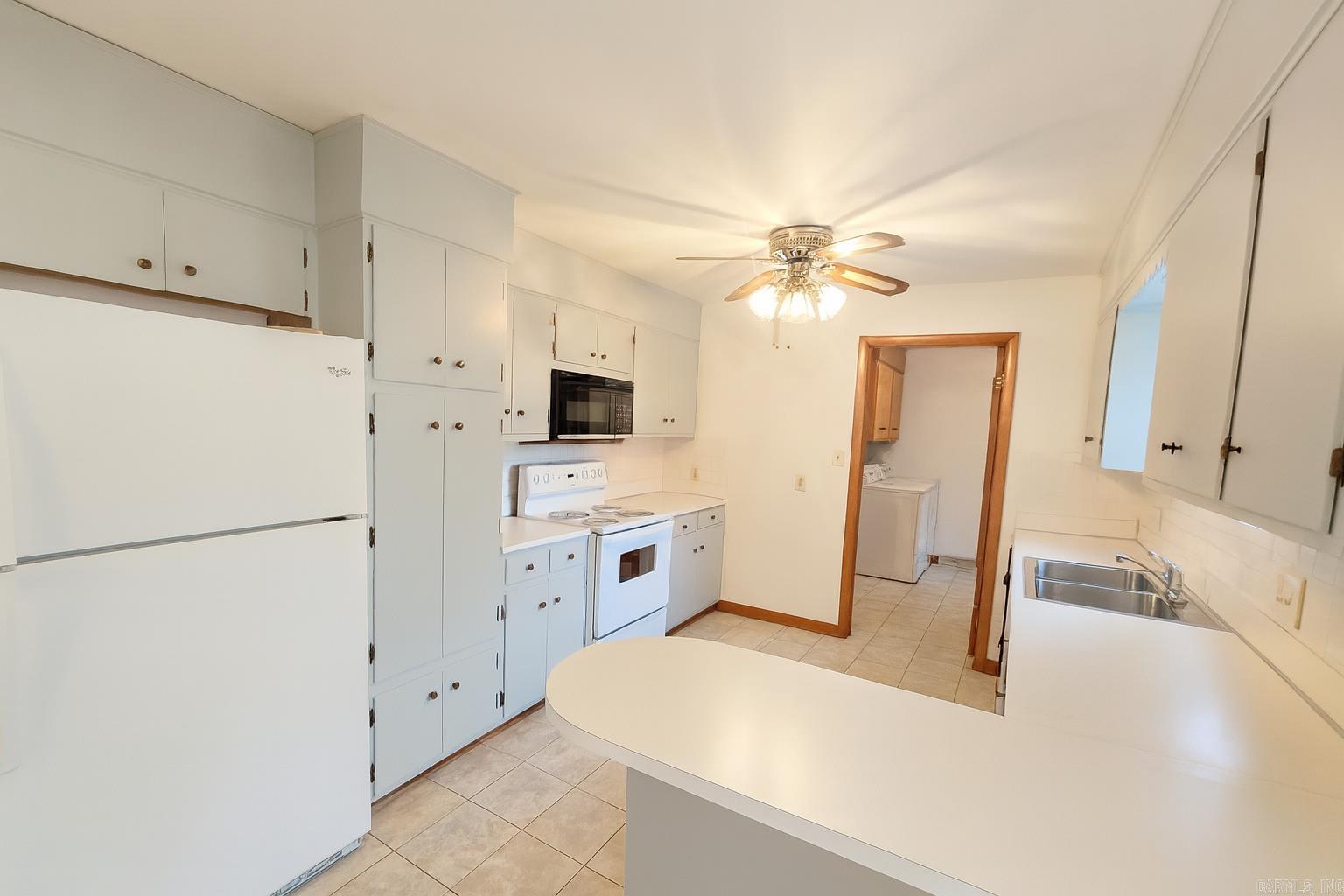 608 Broadmoor Mountain Home, AR 72653