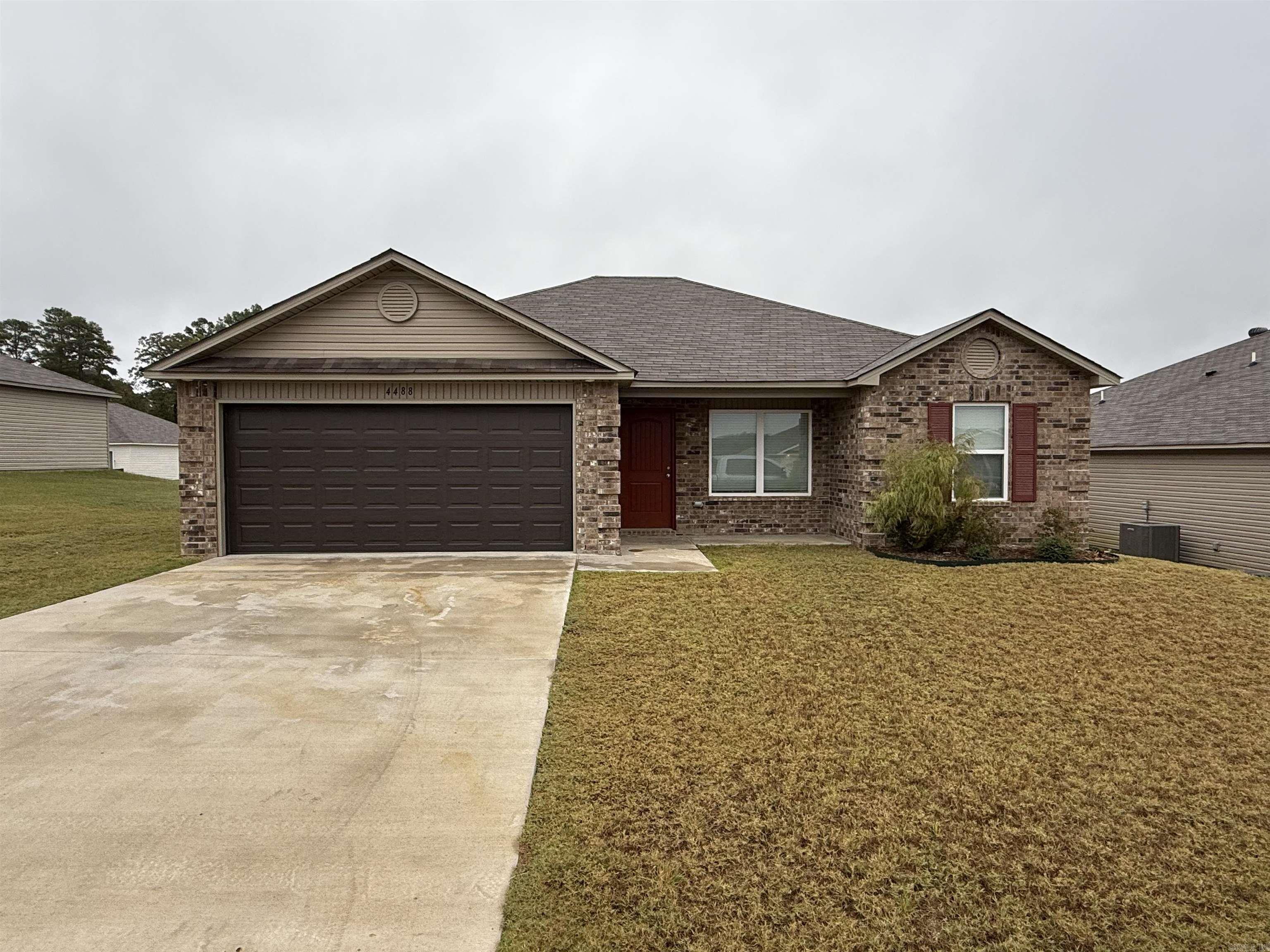 4488 Olympic Dr Benton, AR 72019