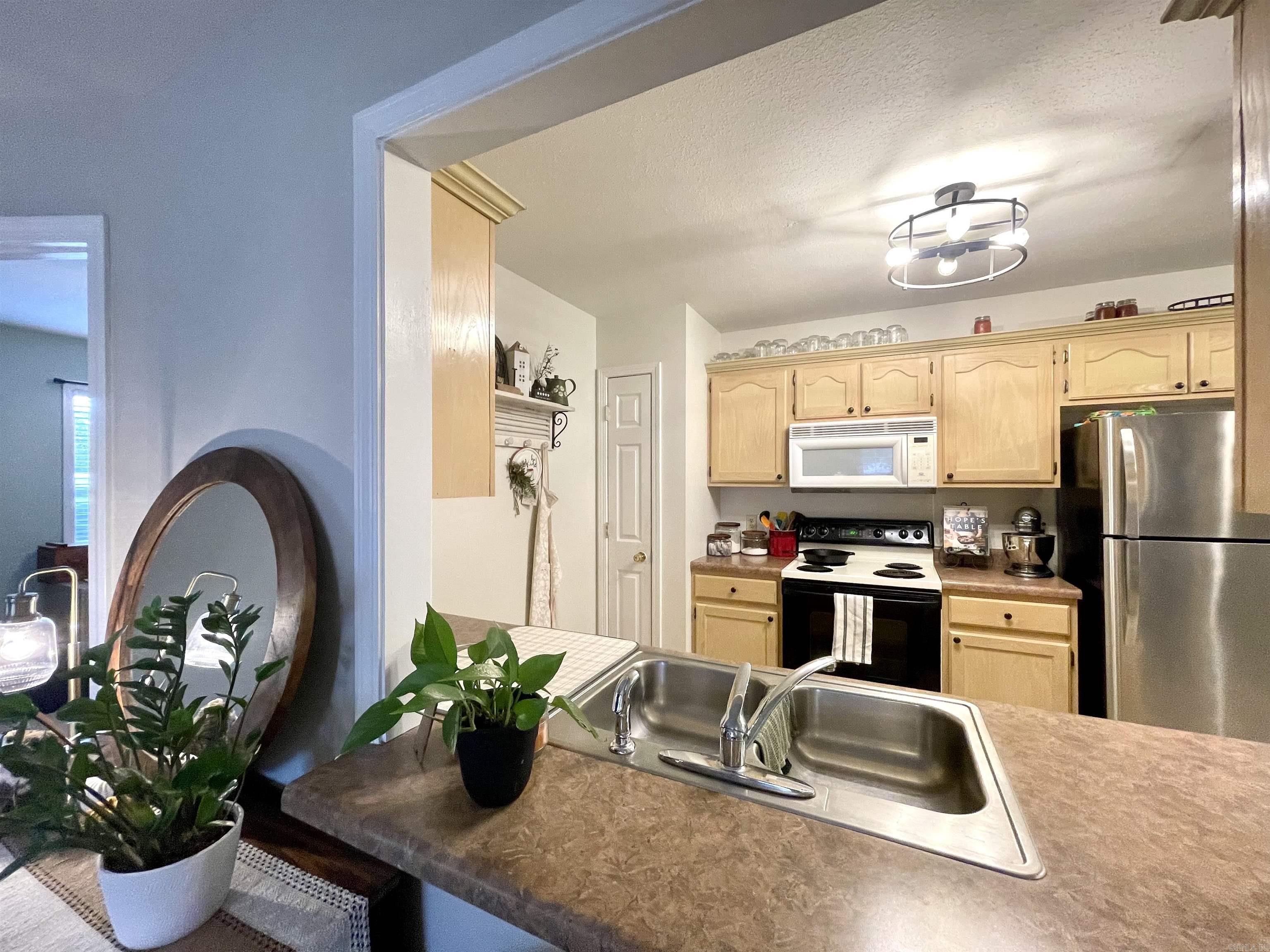 208 James Paul Lane Trumann, AR 72472