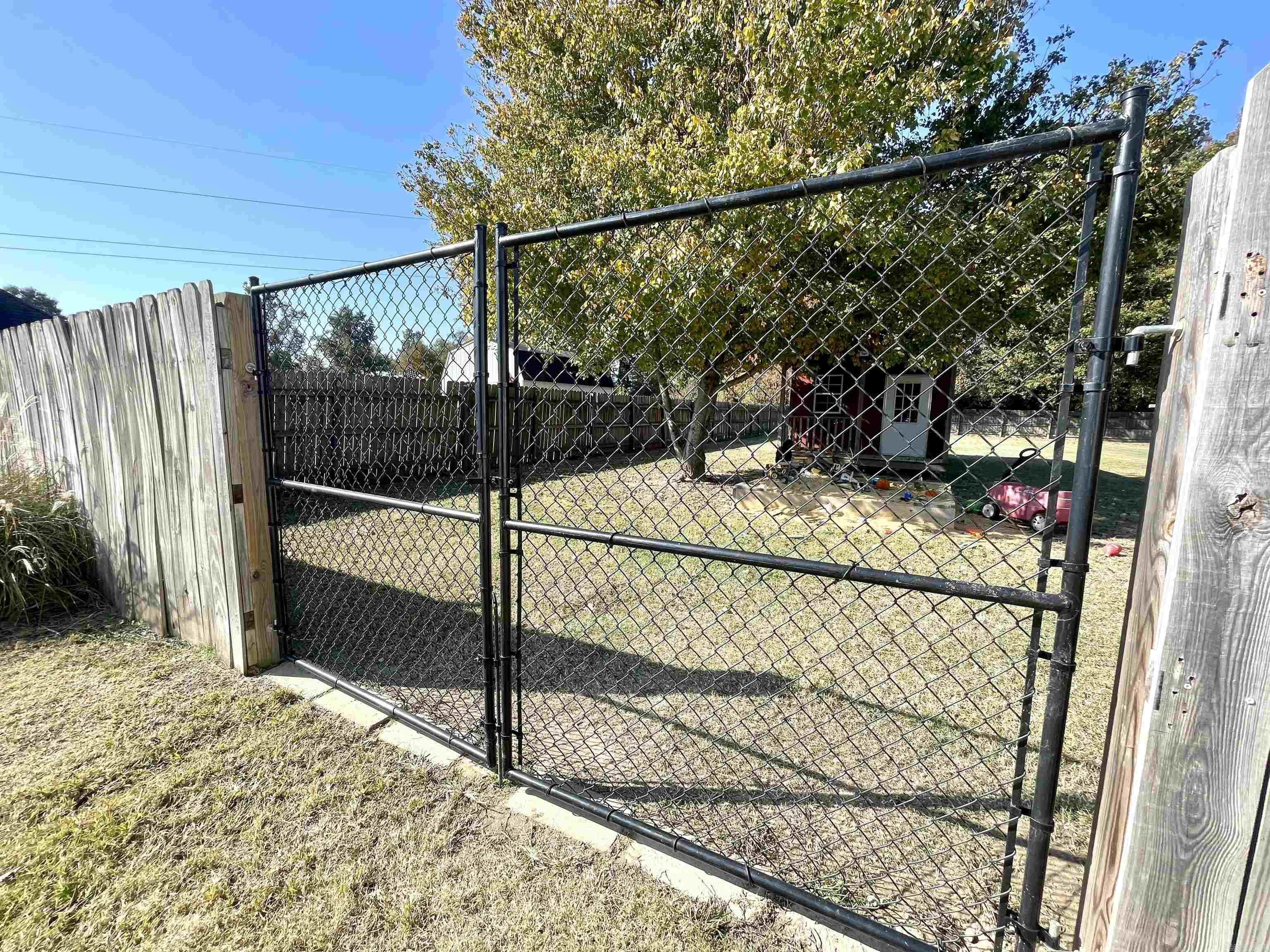 208 James Paul Lane Trumann, AR 72472