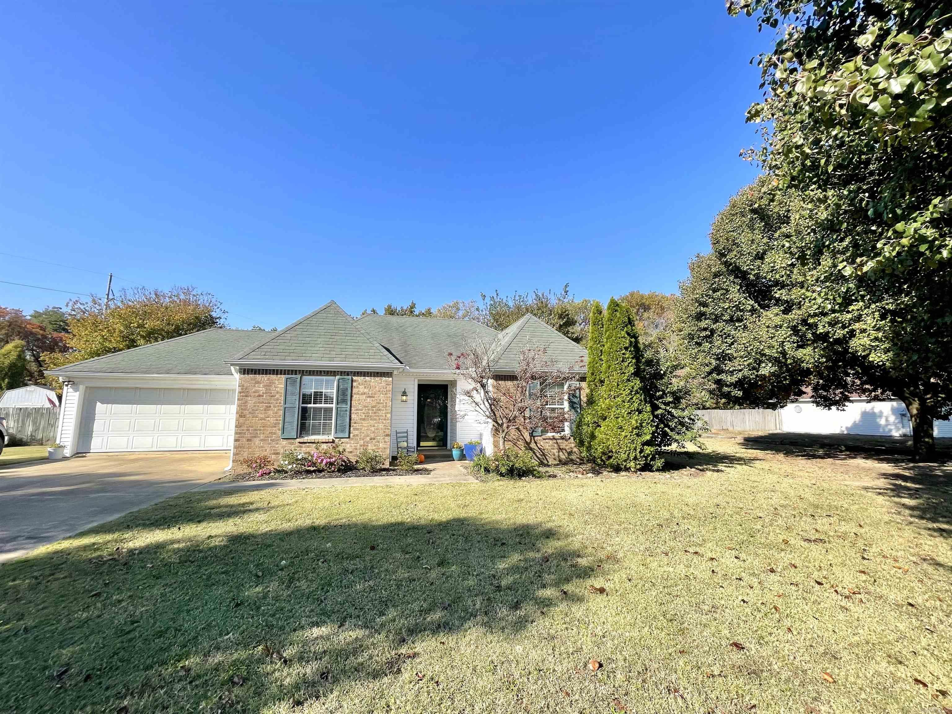 208 James Paul Lane Trumann, AR 72472