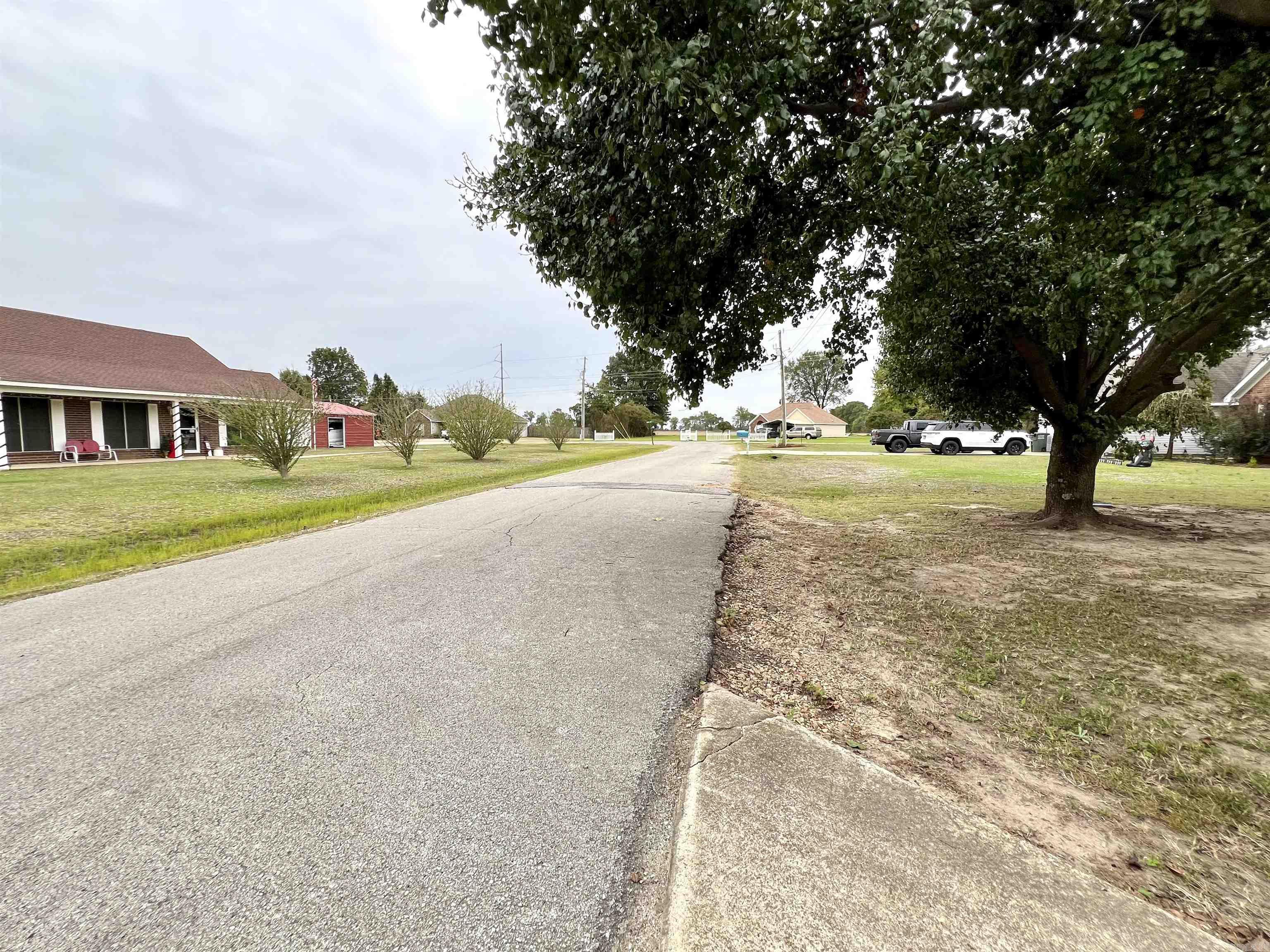 208 James Paul Lane Trumann, AR 72472