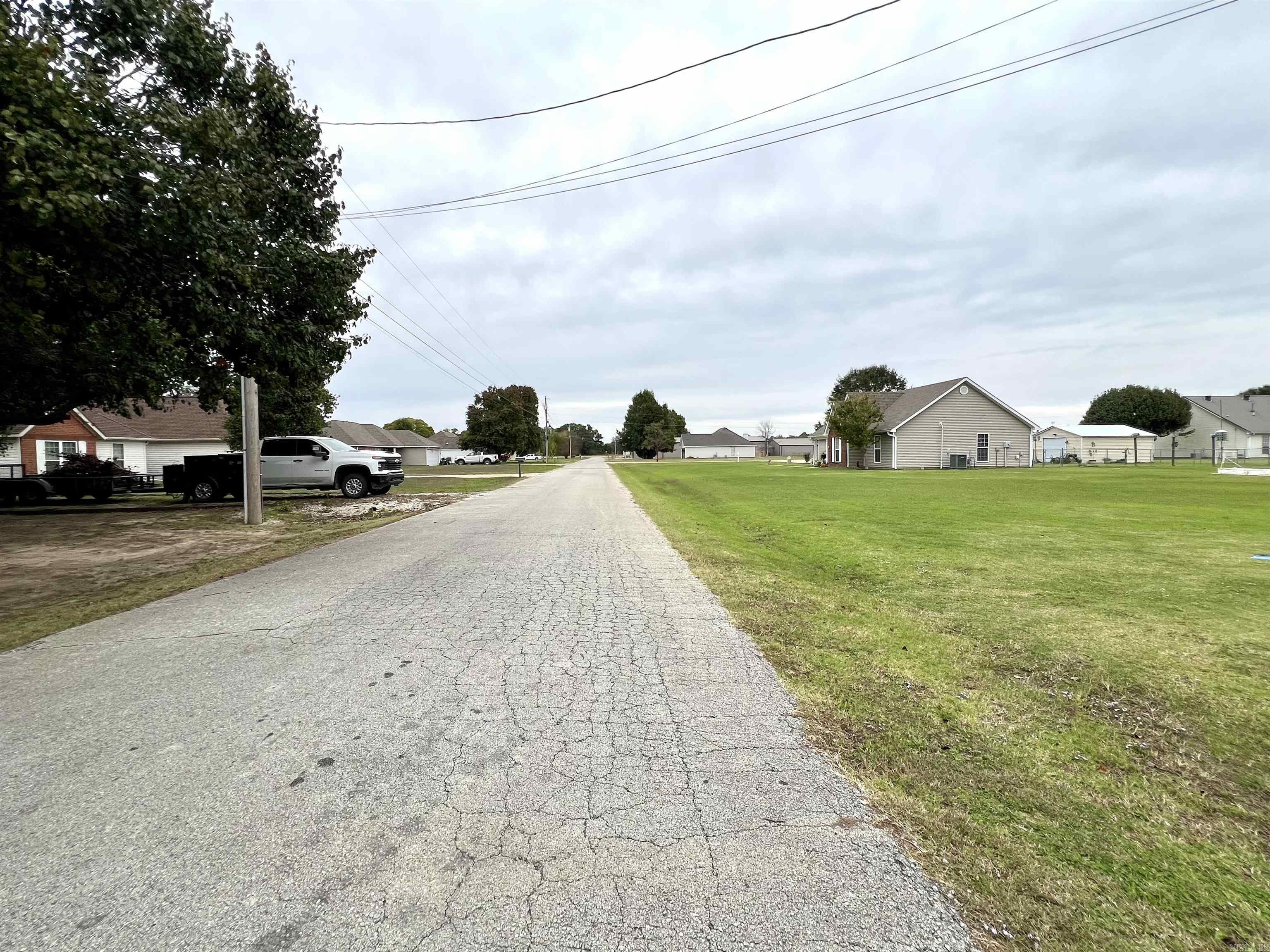 208 James Paul Lane Trumann, AR 72472