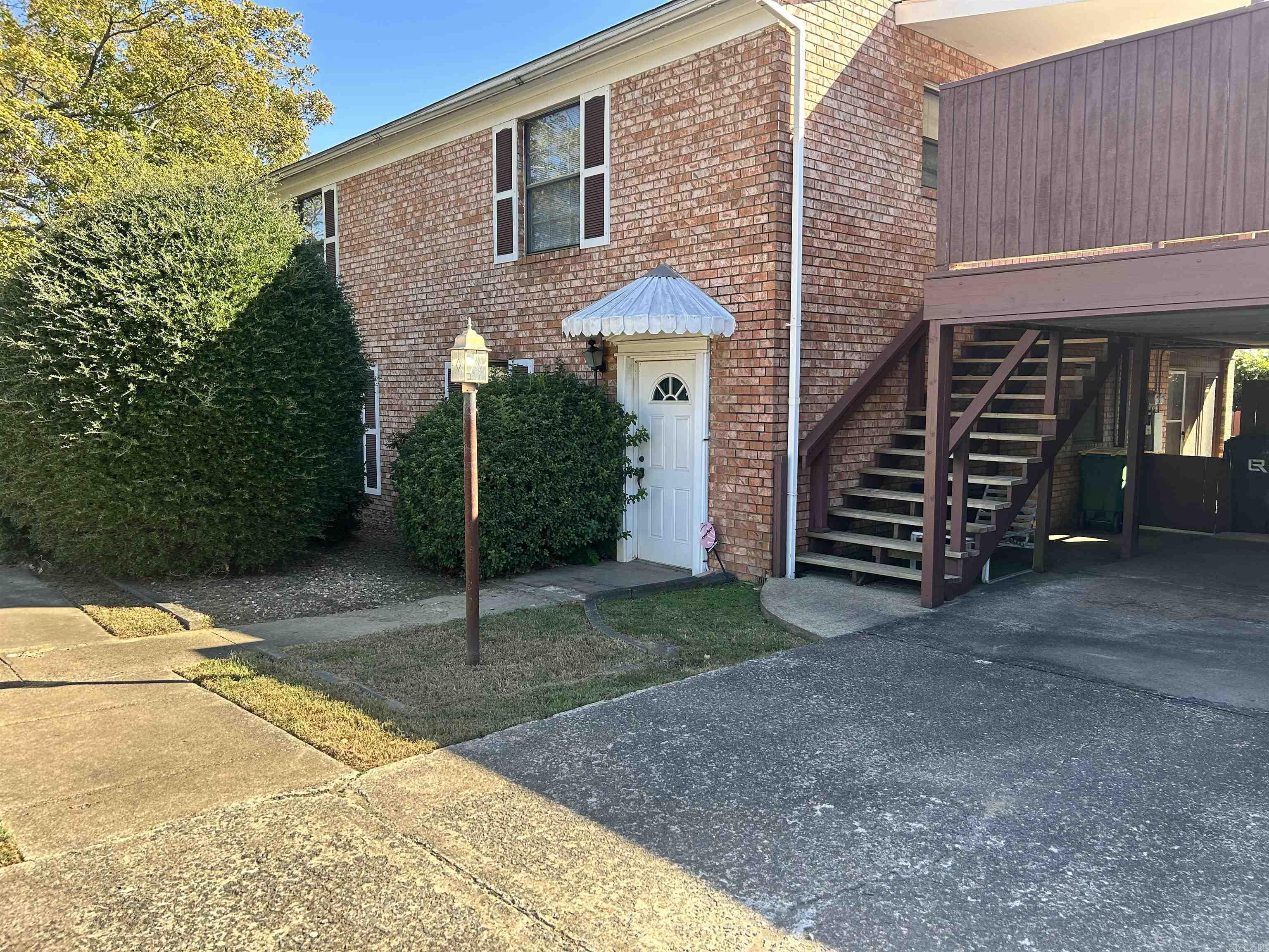 5901 H  Little Rock, AR