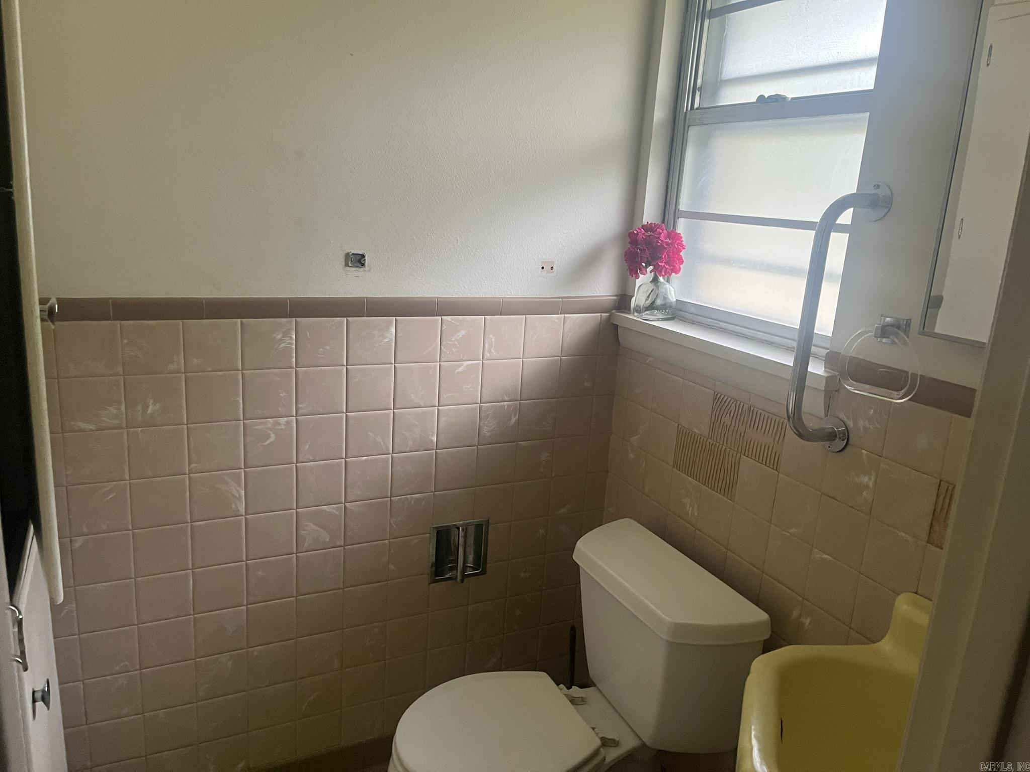 1604 W 31st Pine Bluff, AR 71603-000