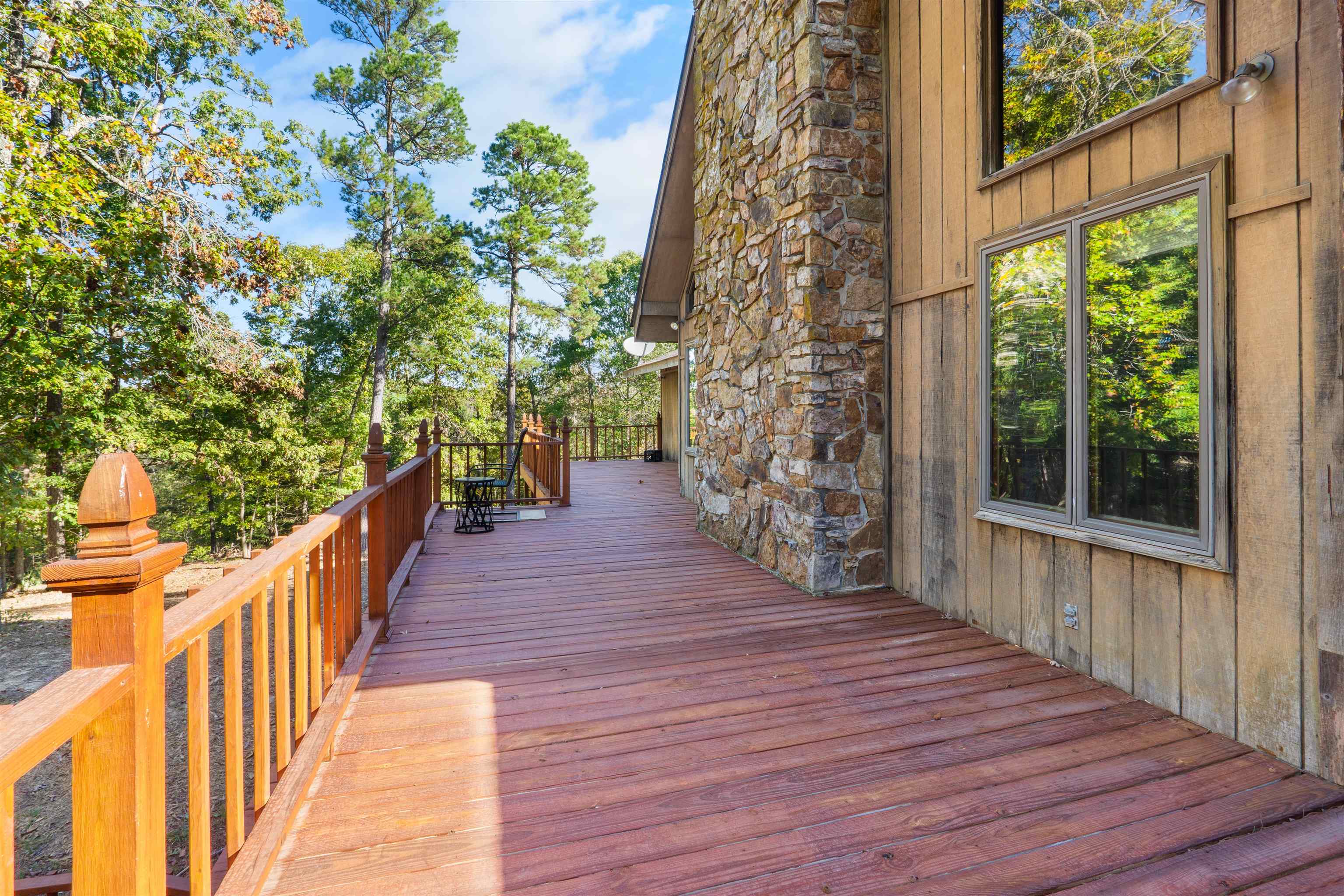 1018 Old Fort Road Melbourne, AR 72556