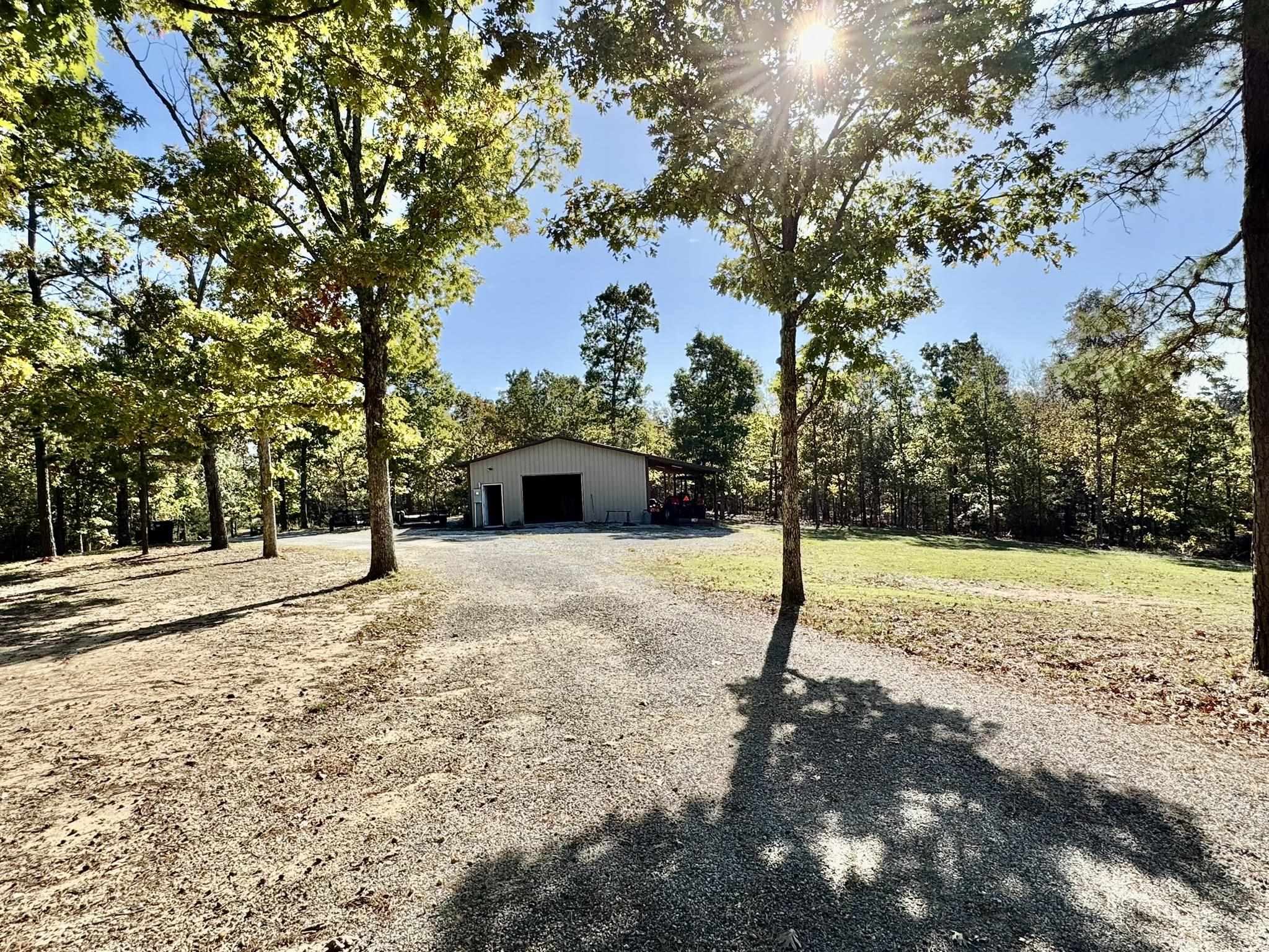 1018 Old Fort Road Melbourne, AR 72556