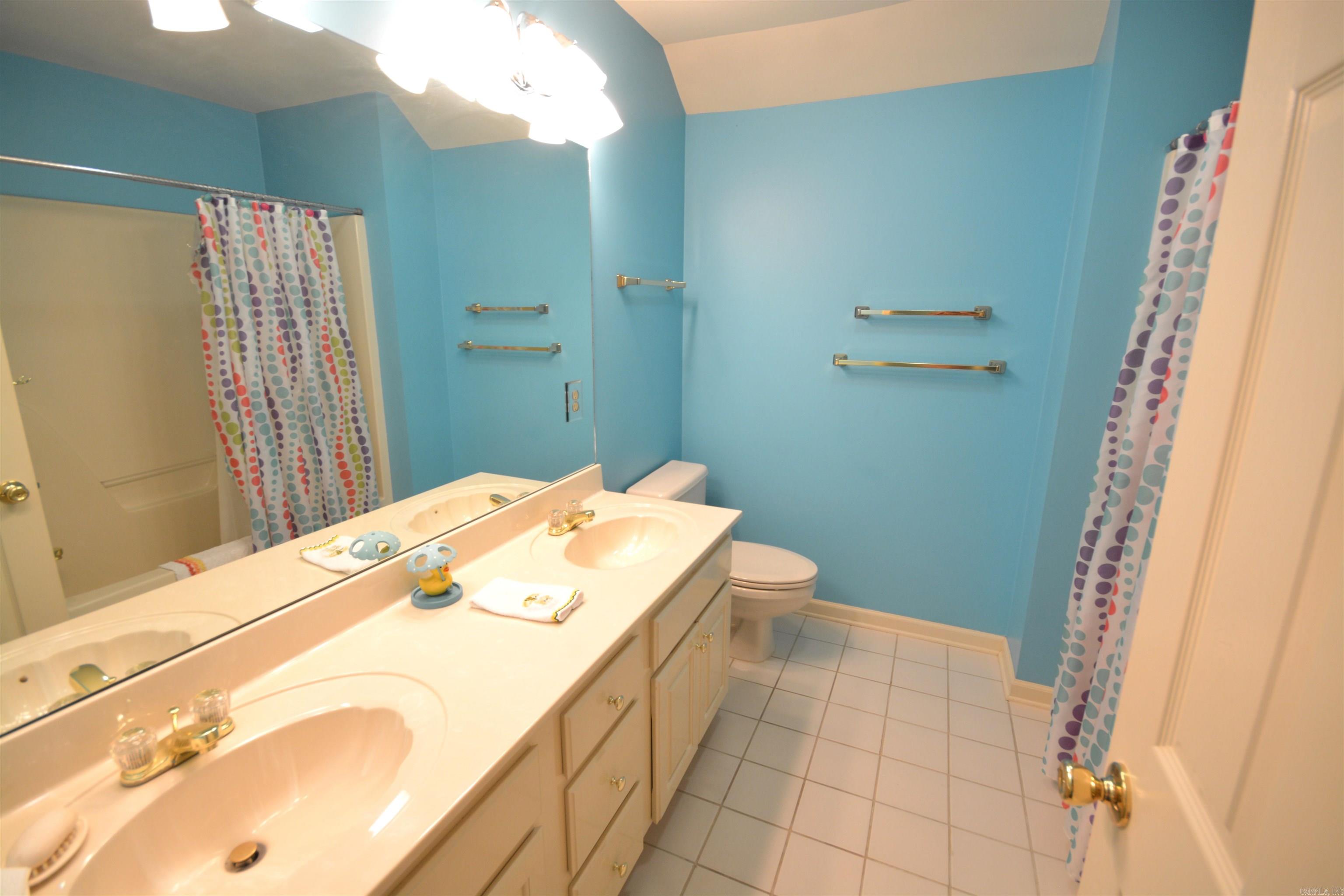 1910 Cherrybend Drive Little Rock, AR 72211