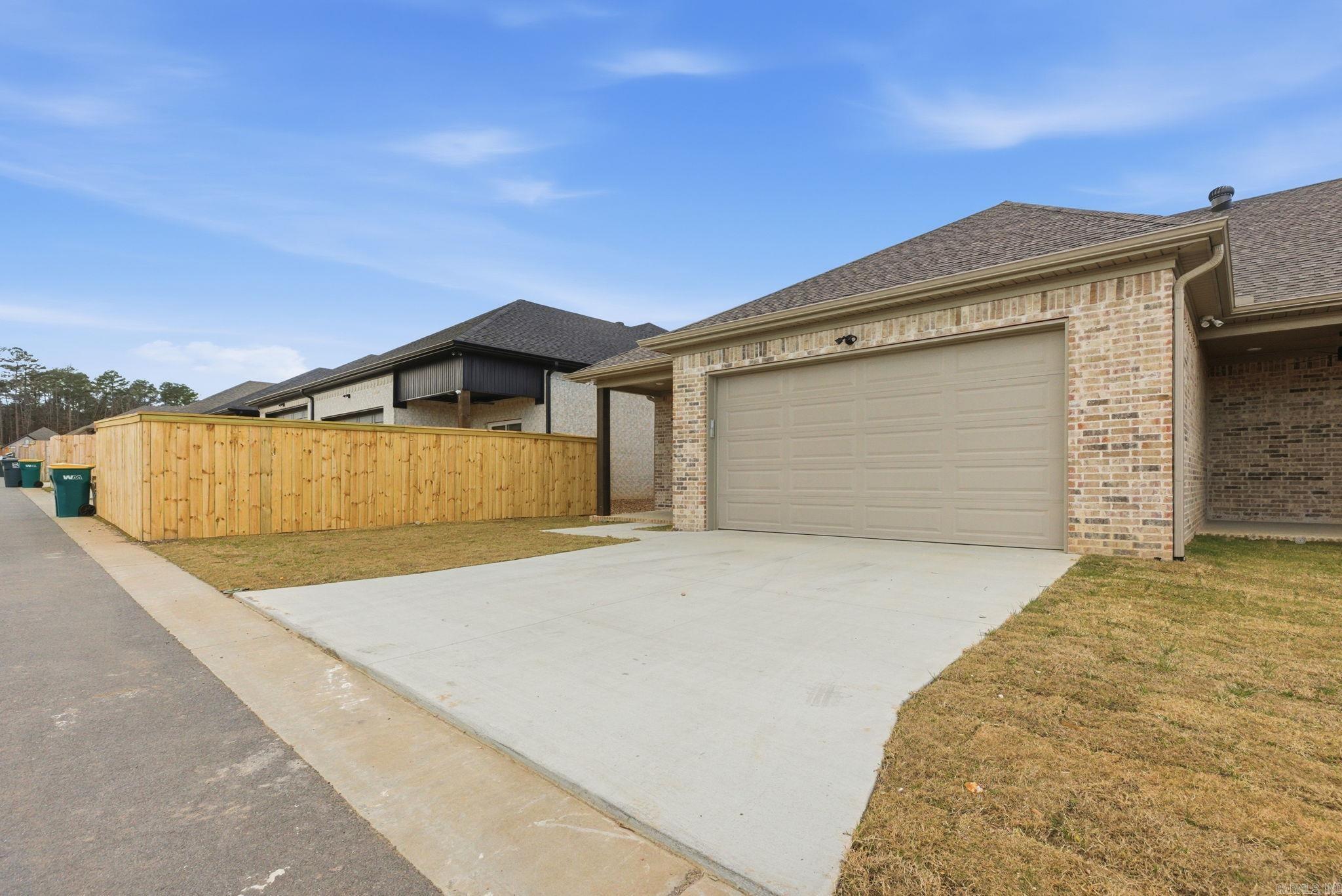 201 Edgewood Circle Little Rock, AR 72223