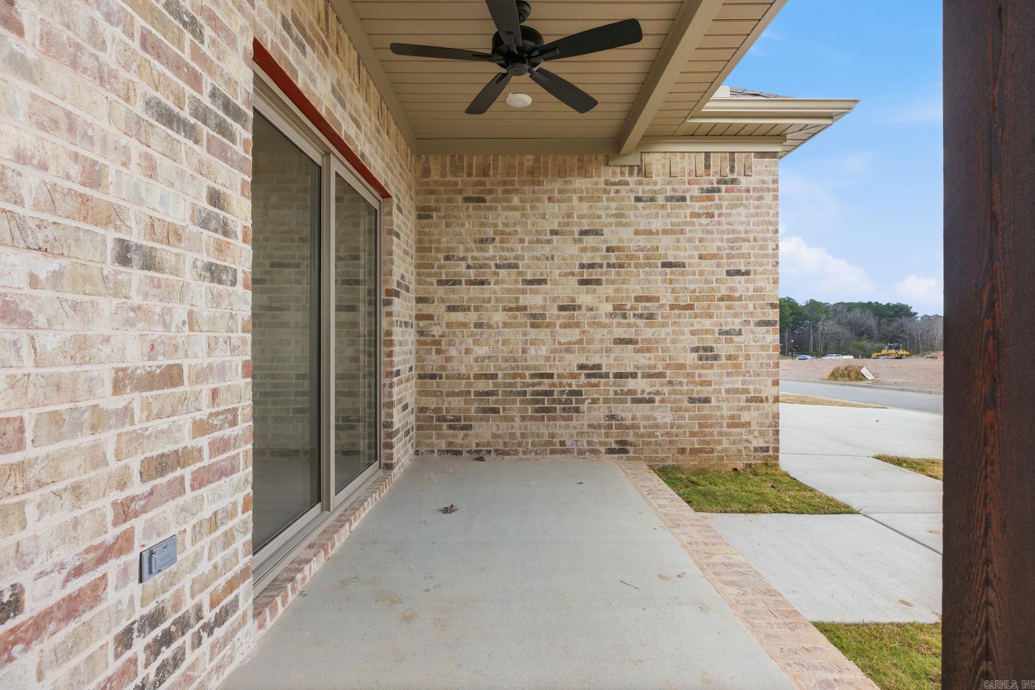 201 Edgewood Circle Little Rock, AR 72223