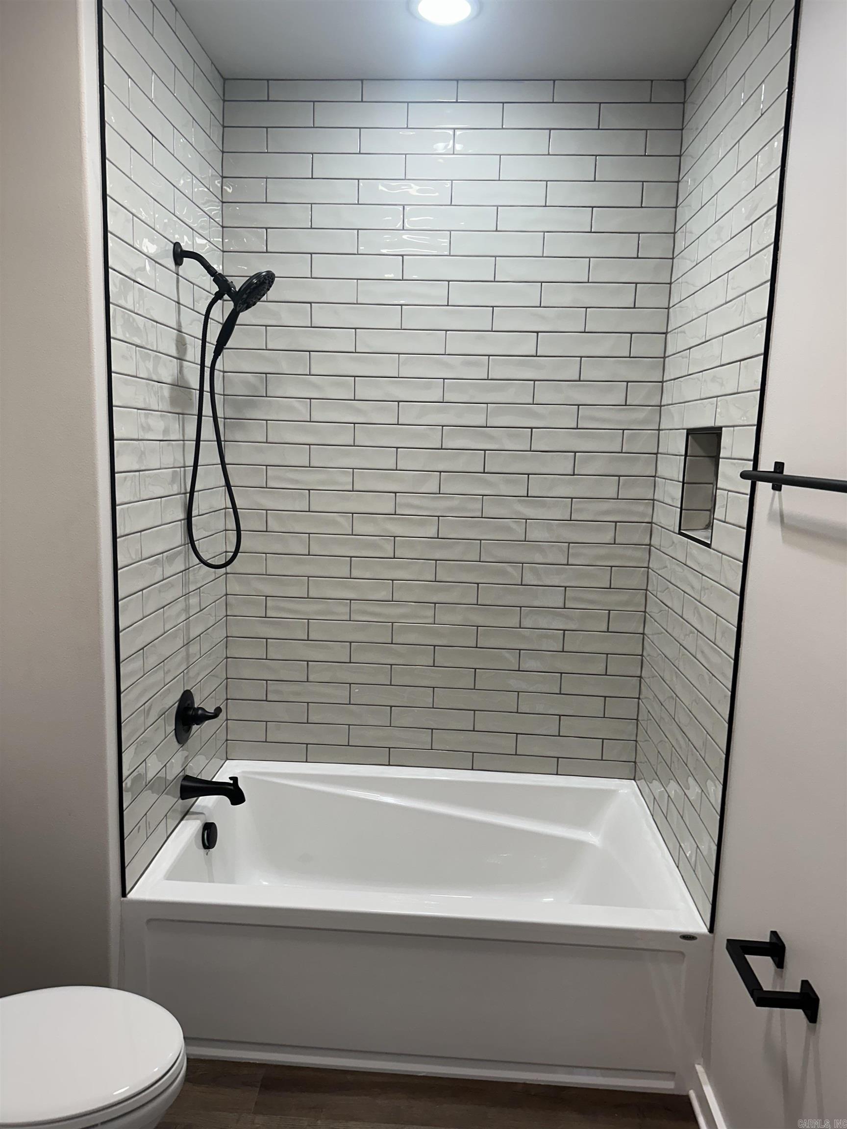 28 Darro Way Hot Springs Village, AR 71909