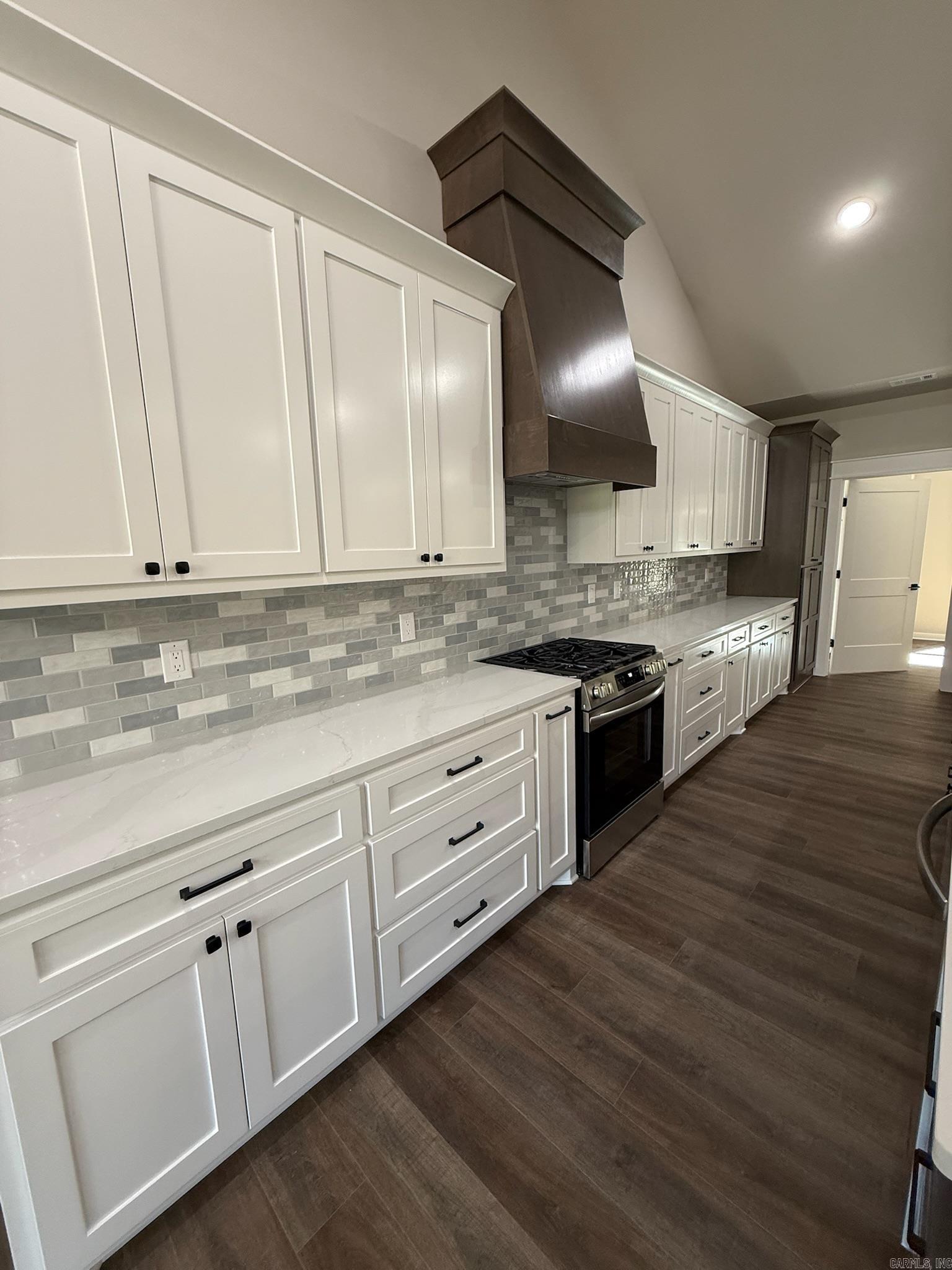 28 Darro Way Hot Springs Village, AR 71909