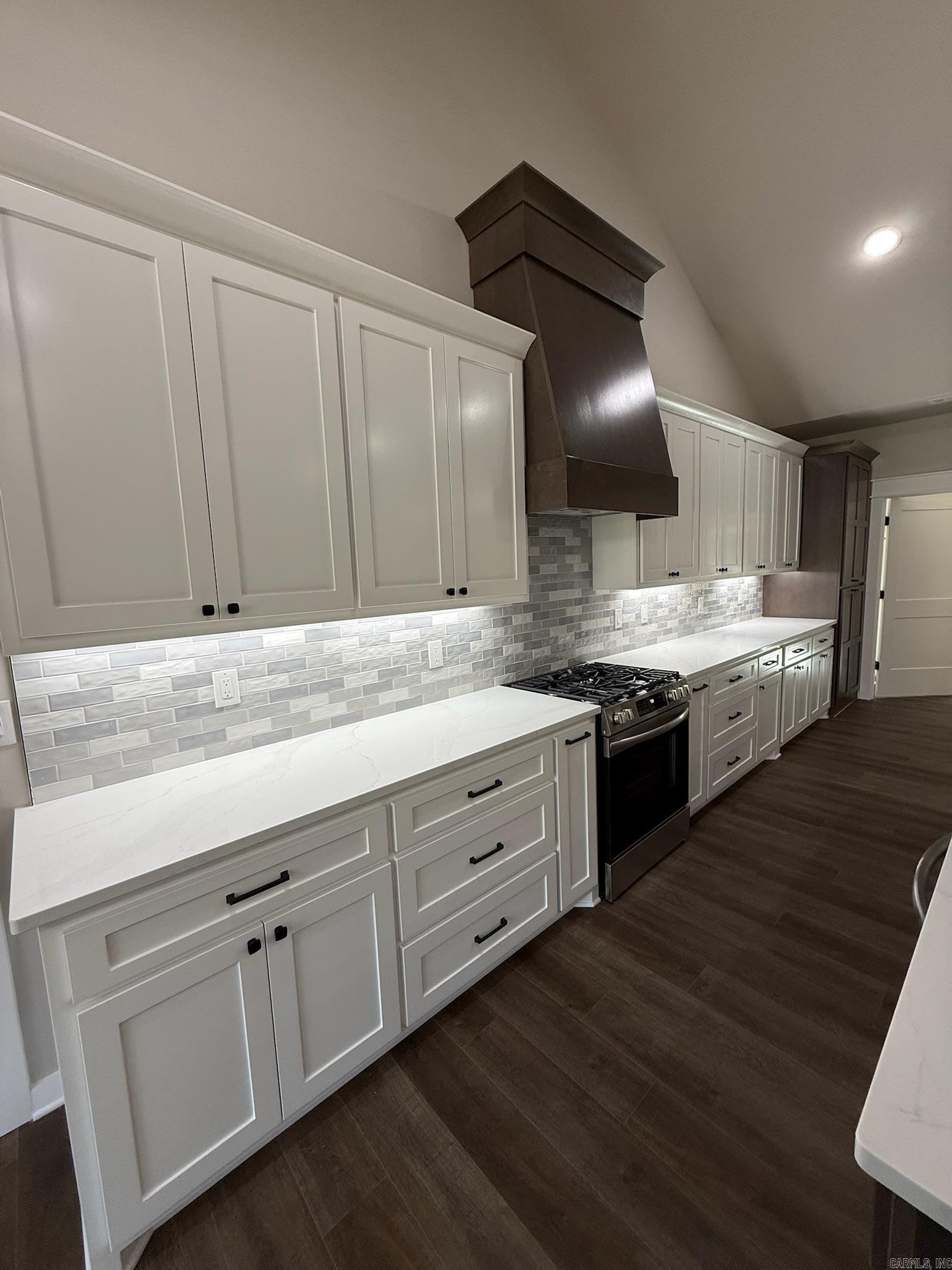 28 Darro Way Hot Springs Village, AR 71909