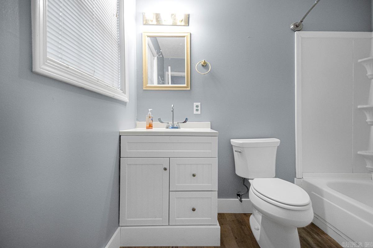 3426 Highway 5  El Paso, AR