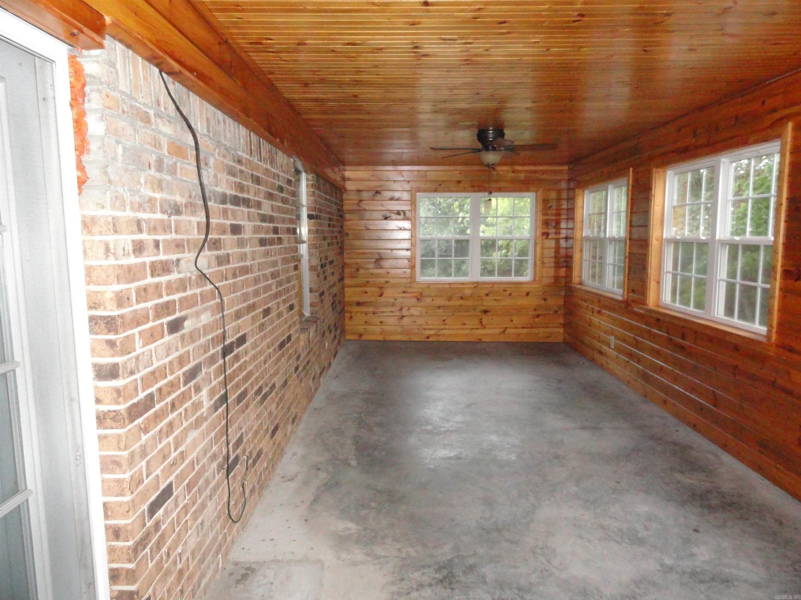 233 Piney  Marshall, AR