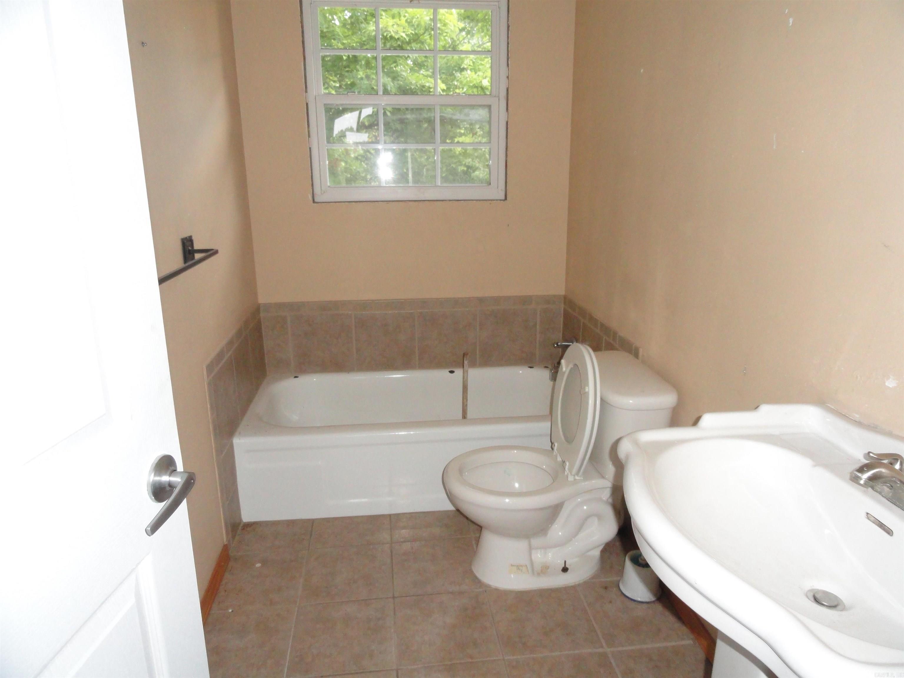 233 Piney  Marshall, AR