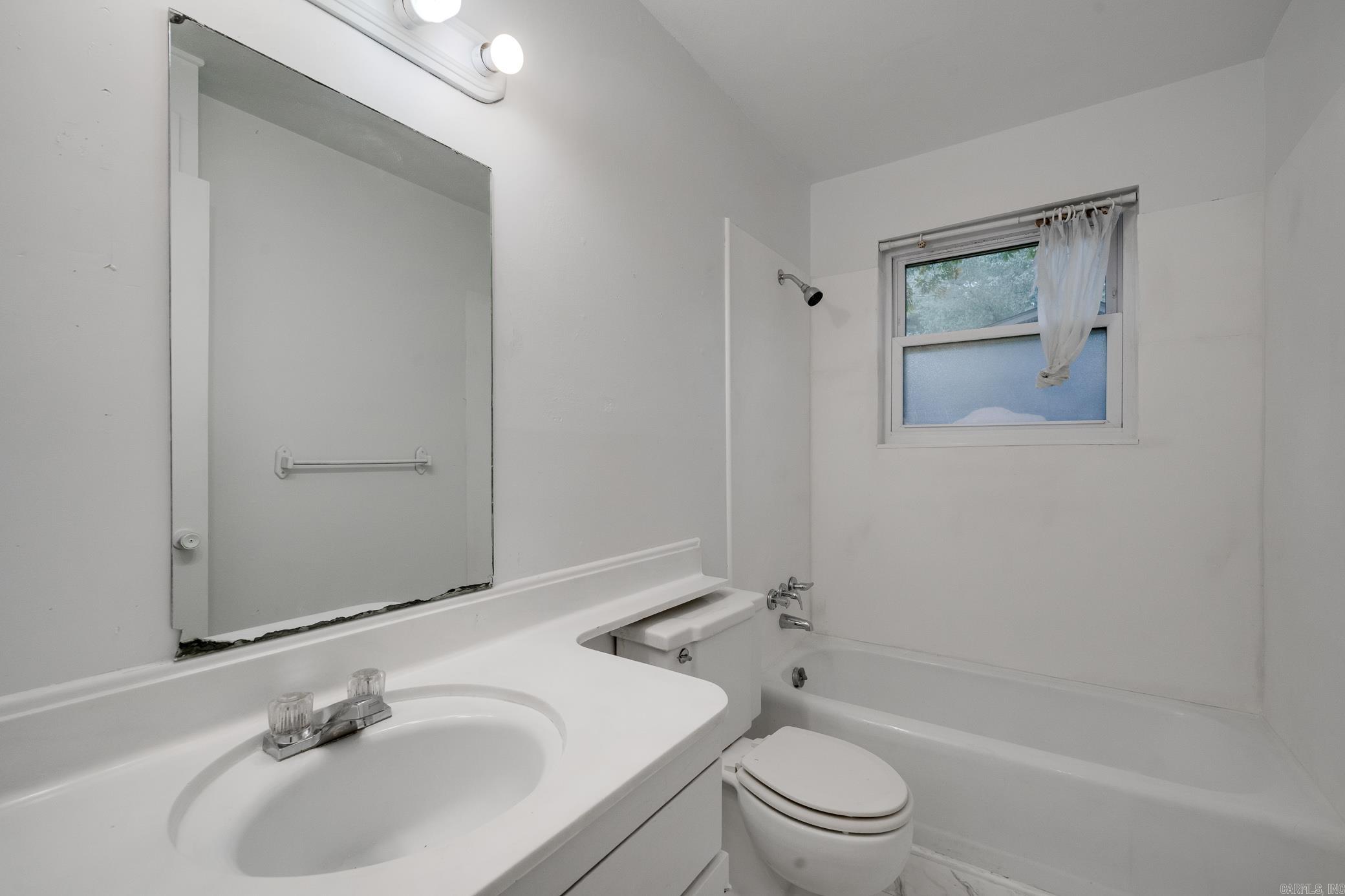 5505 Chaucer Lane Little Rock, AR 72209