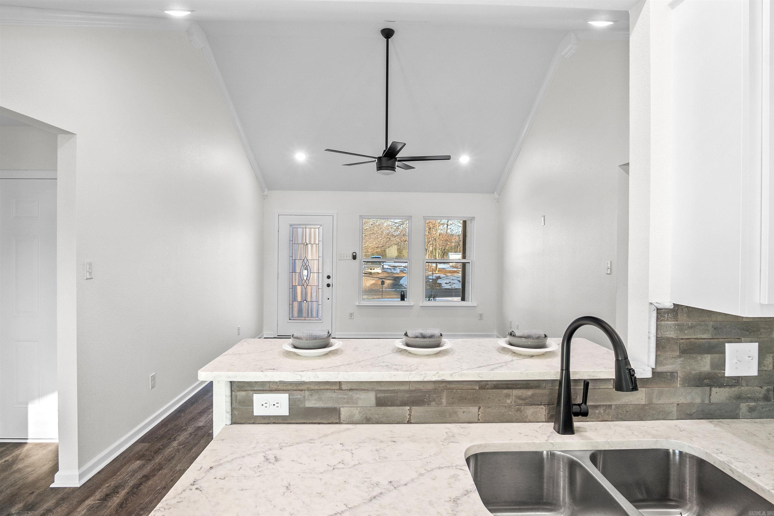 202 S Apple  Beebe, AR