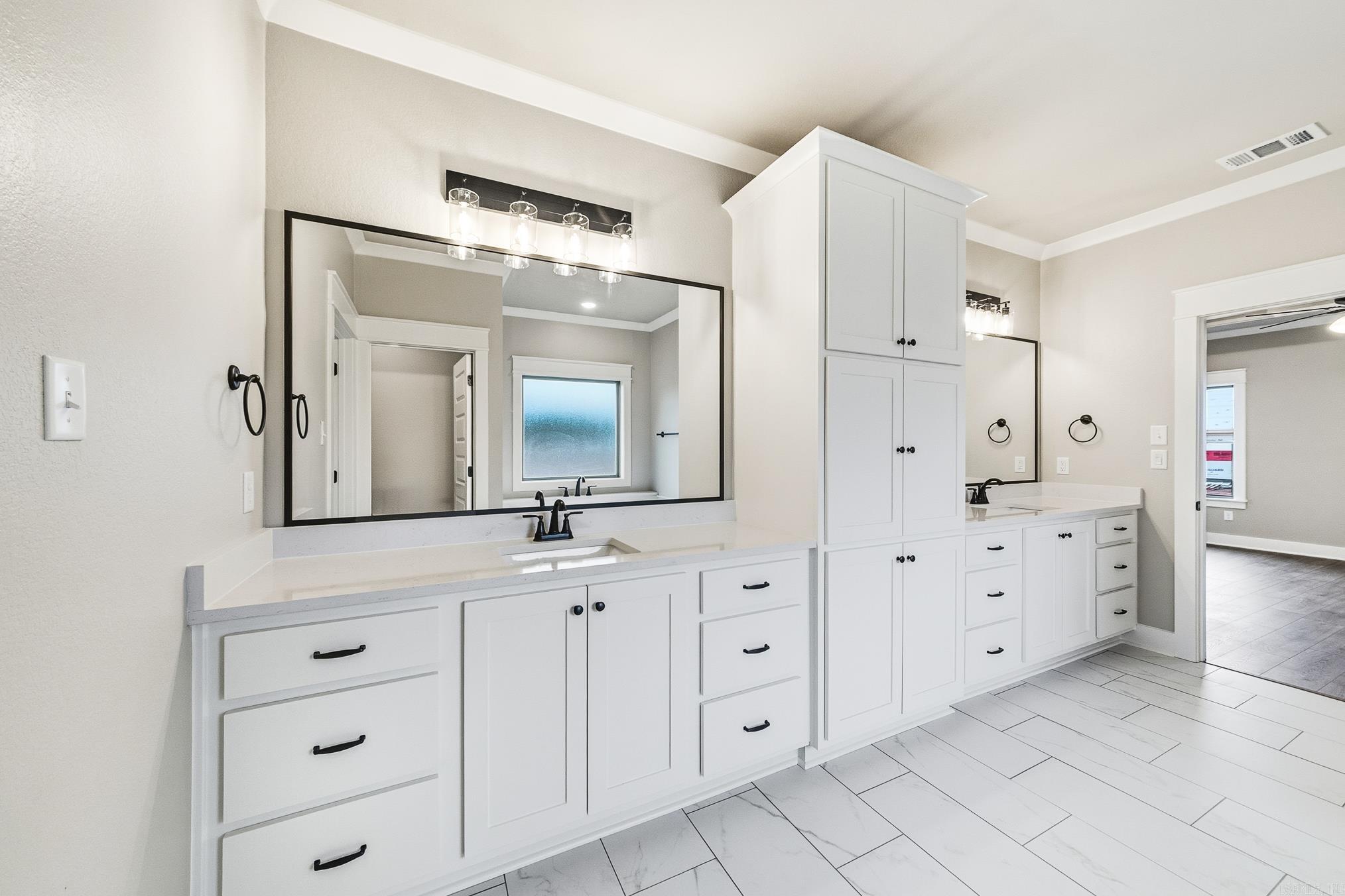 10 Scheffler Cove Cabot, AR 72023