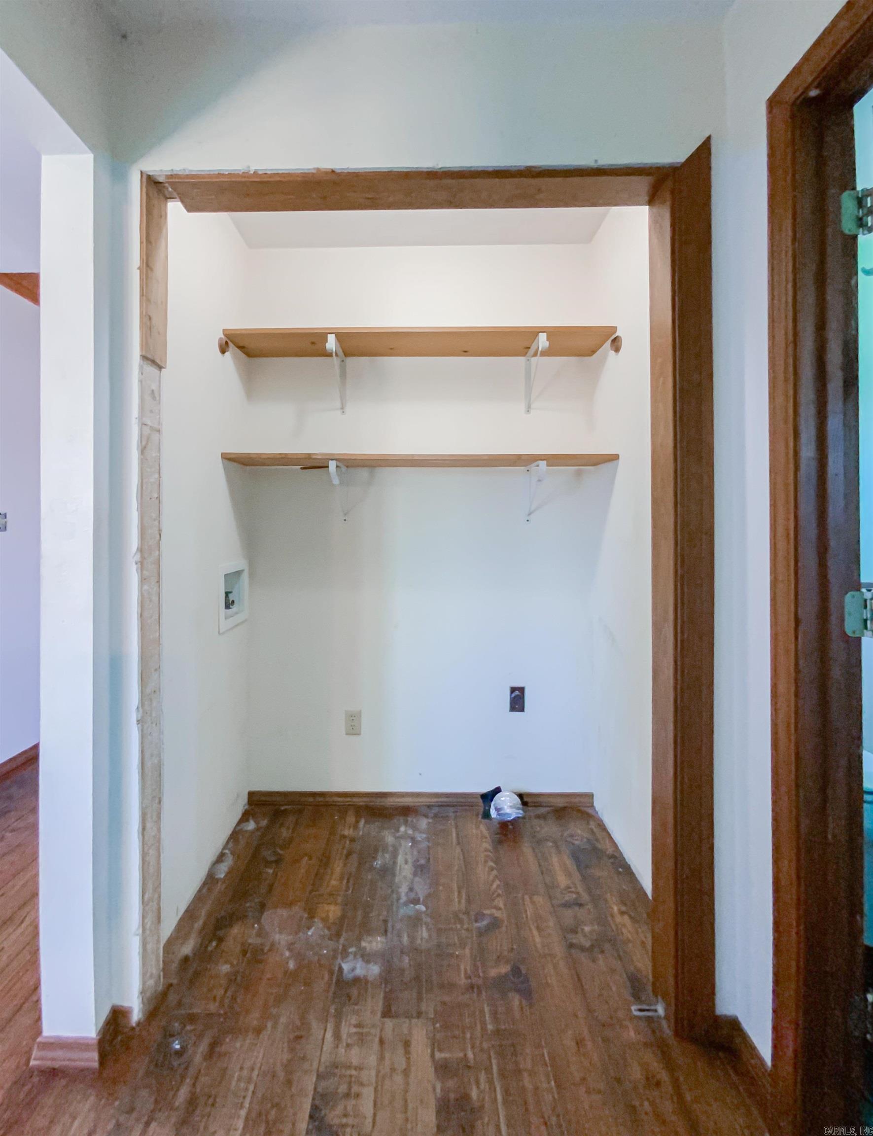 434 MC 5059 Valley Springs, AR 72682