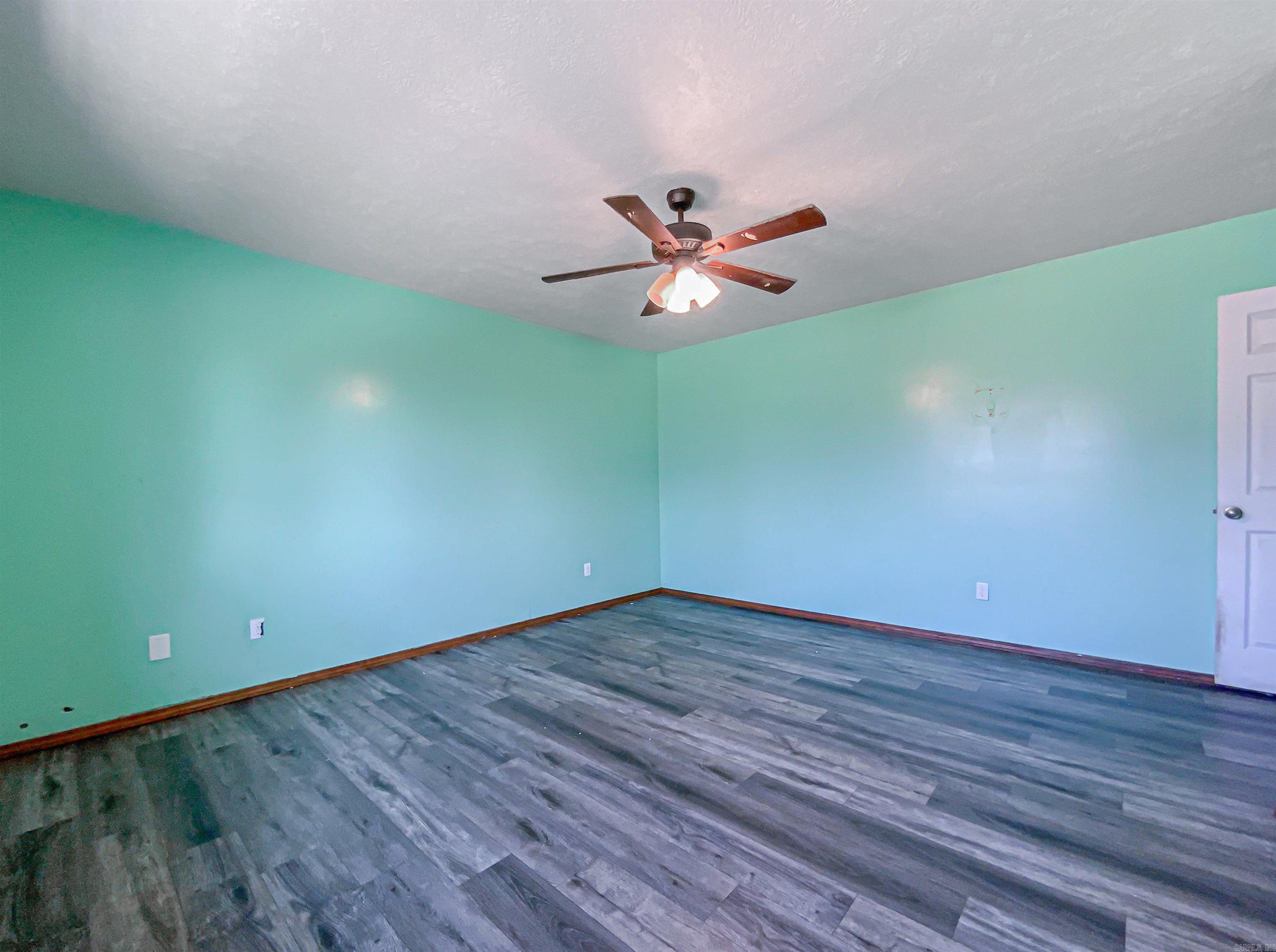 434 MC 5059 Valley Springs, AR 72682