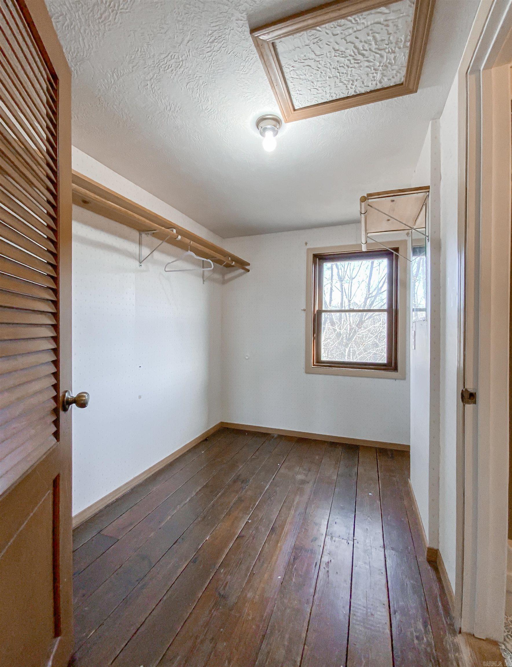 434 MC 5059 Valley Springs, AR 72682