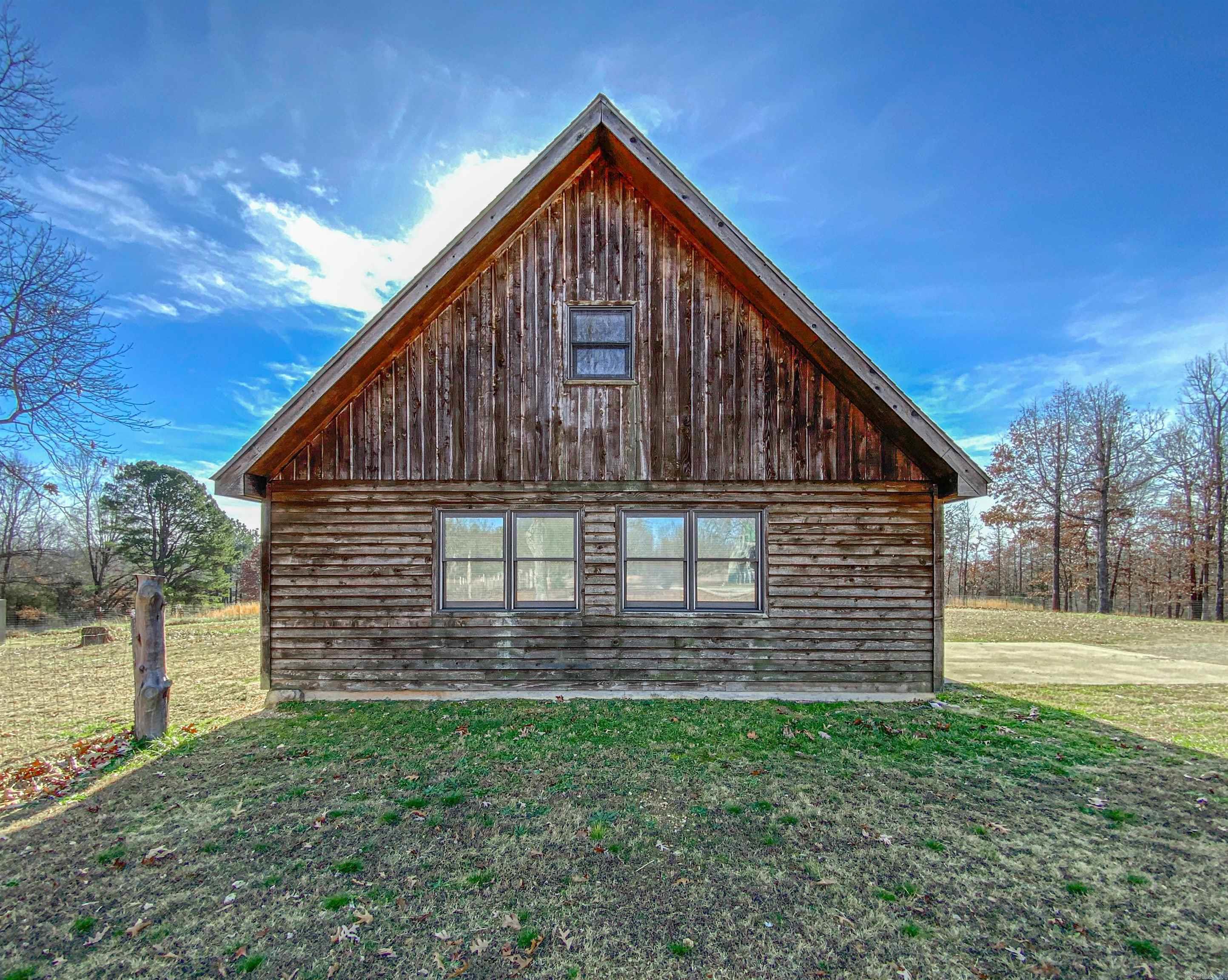 434 MC 5059 Valley Springs, AR 72682