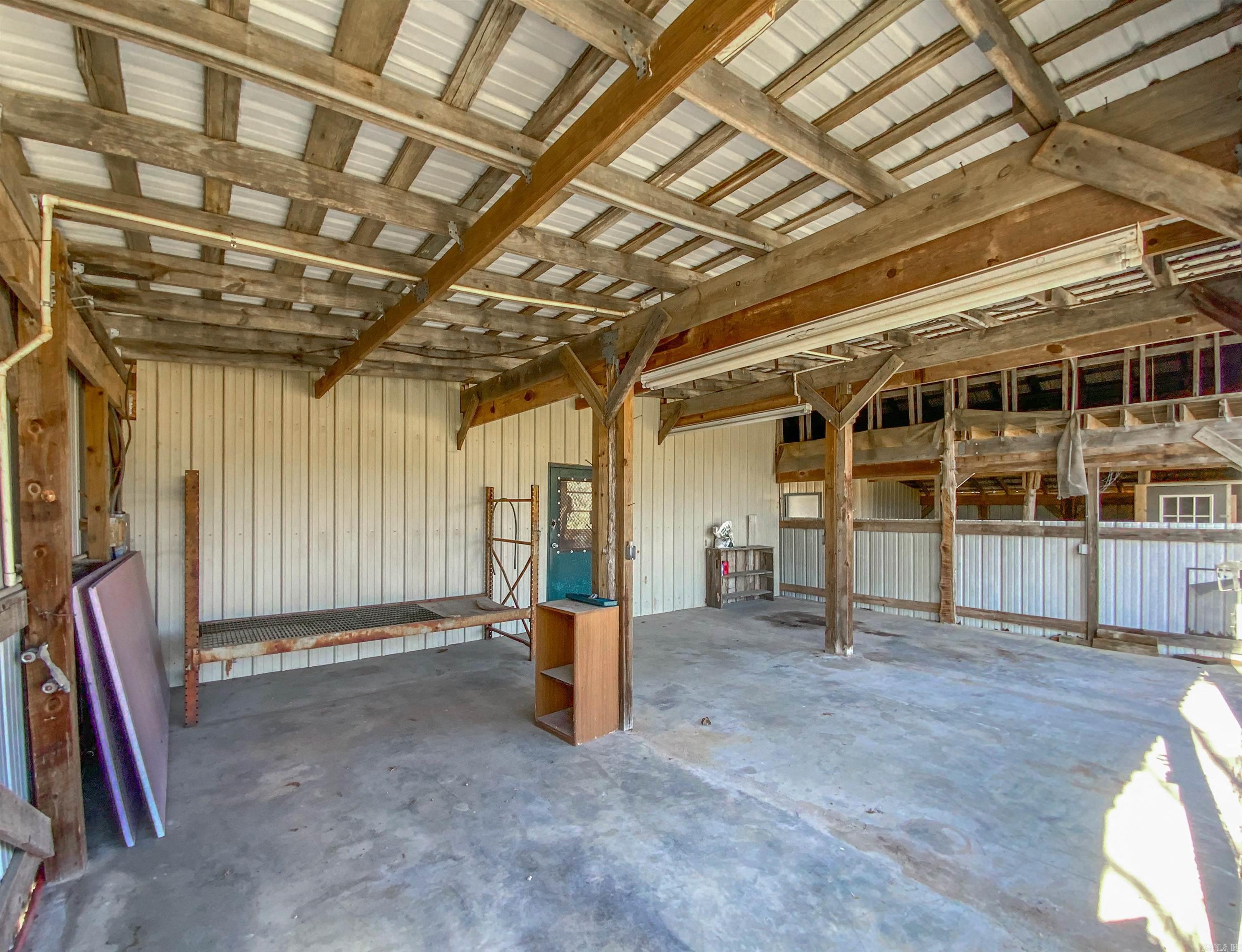 434 MC 5059 Valley Springs, AR 72682