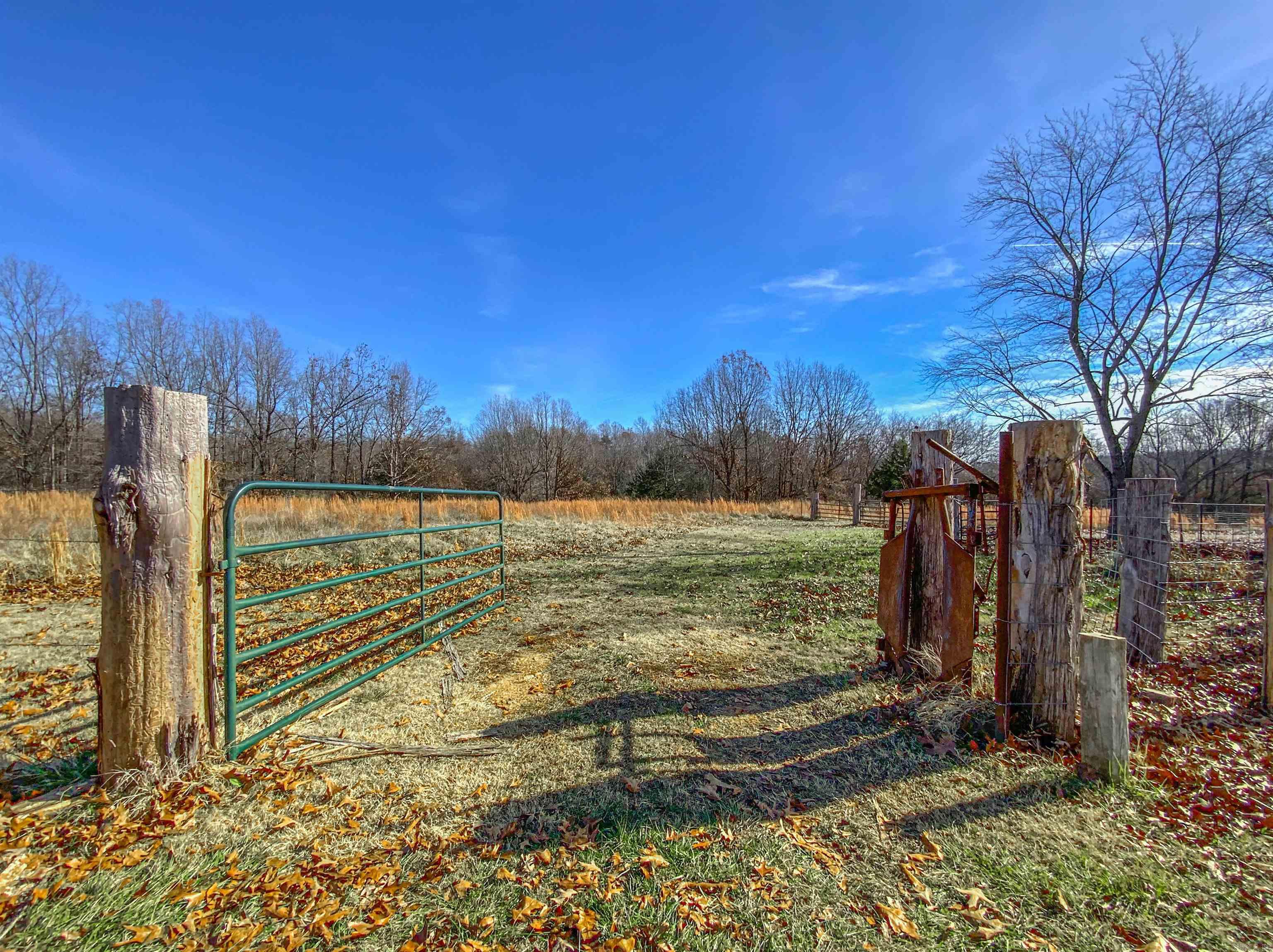 434 MC 5059 Valley Springs, AR 72682