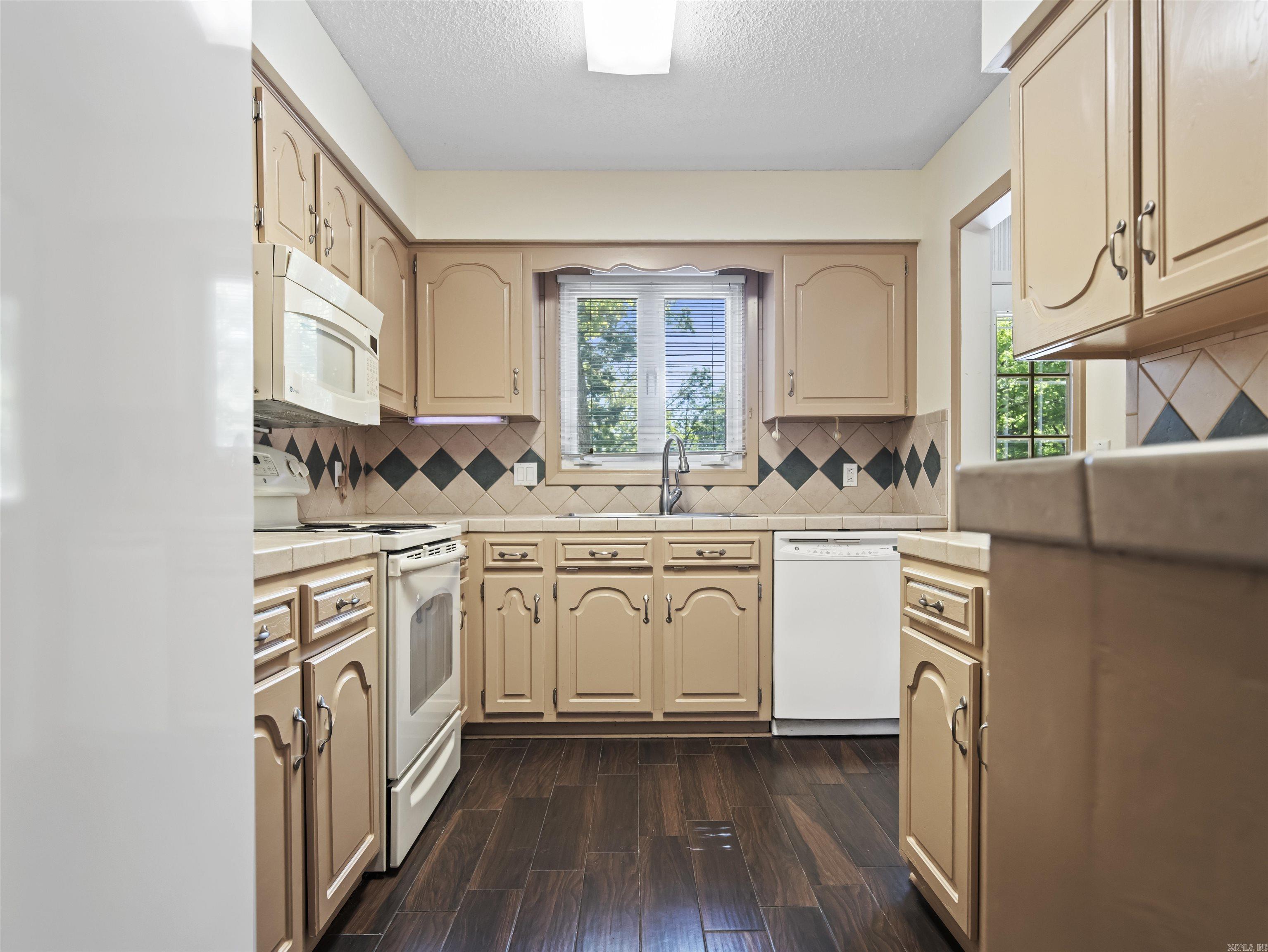 6 Sierra Ln Hot Springs Village, AR 71909