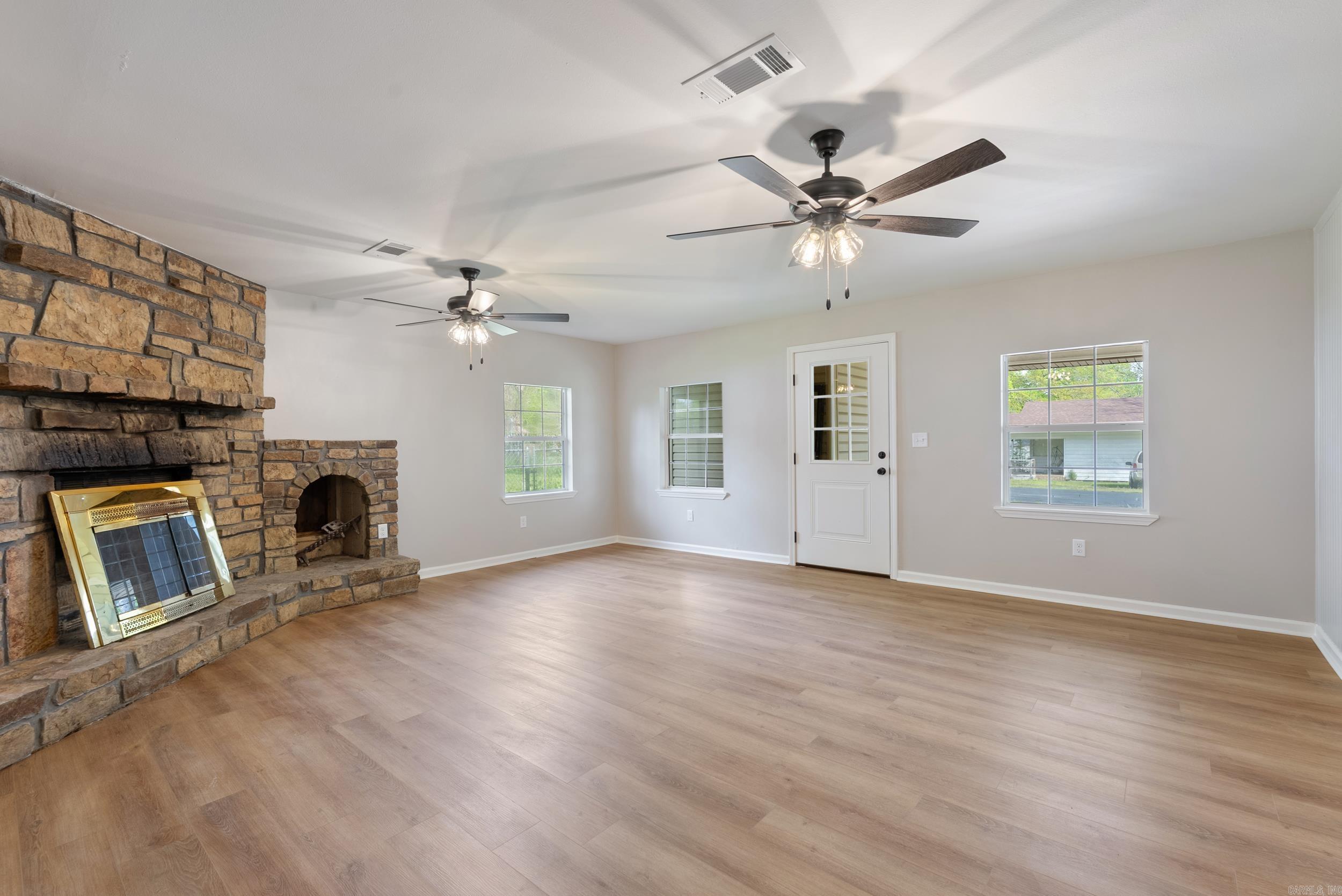 407 E Holly Street Sheridan, AR 72150