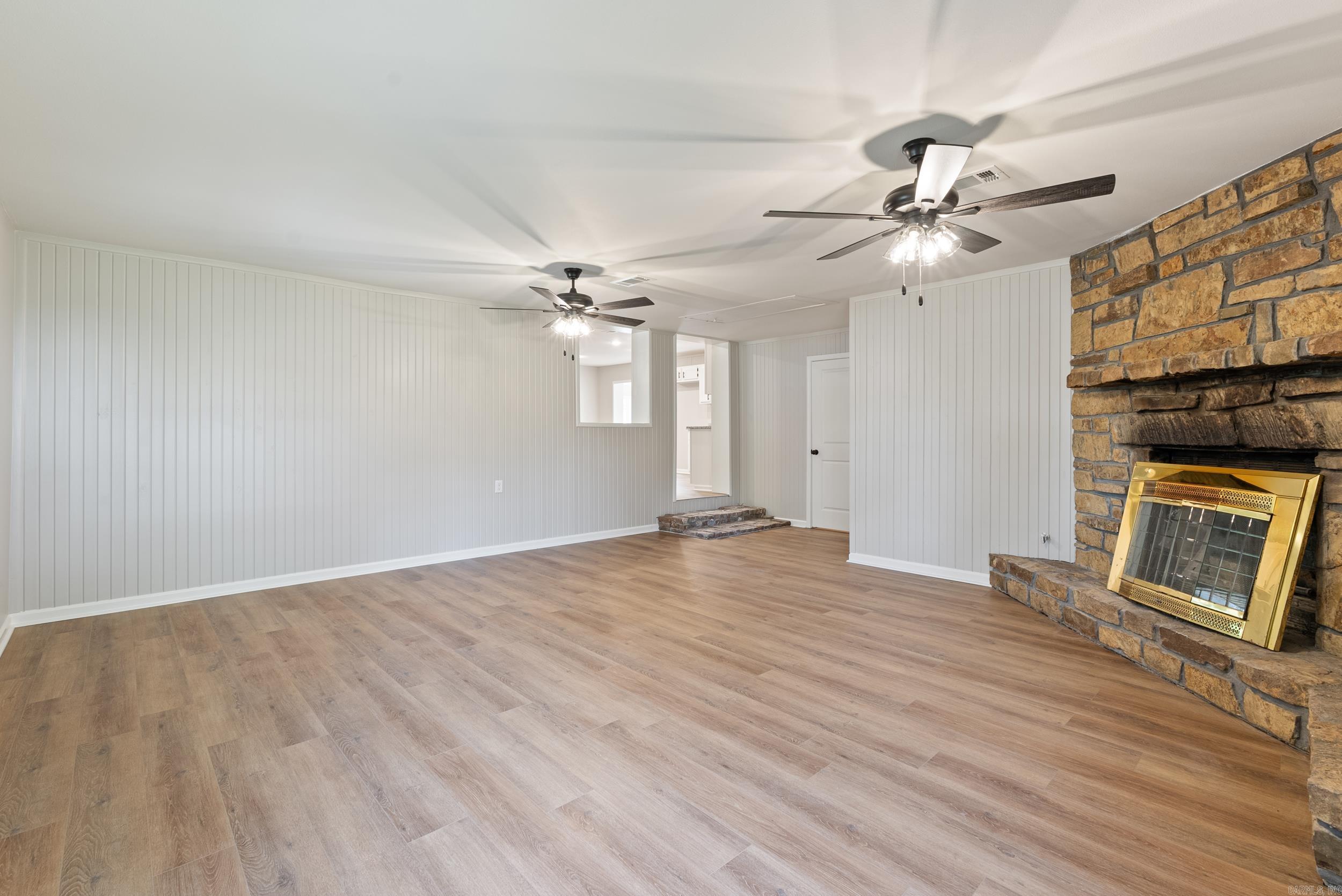 407 E Holly Street Sheridan, AR 72150