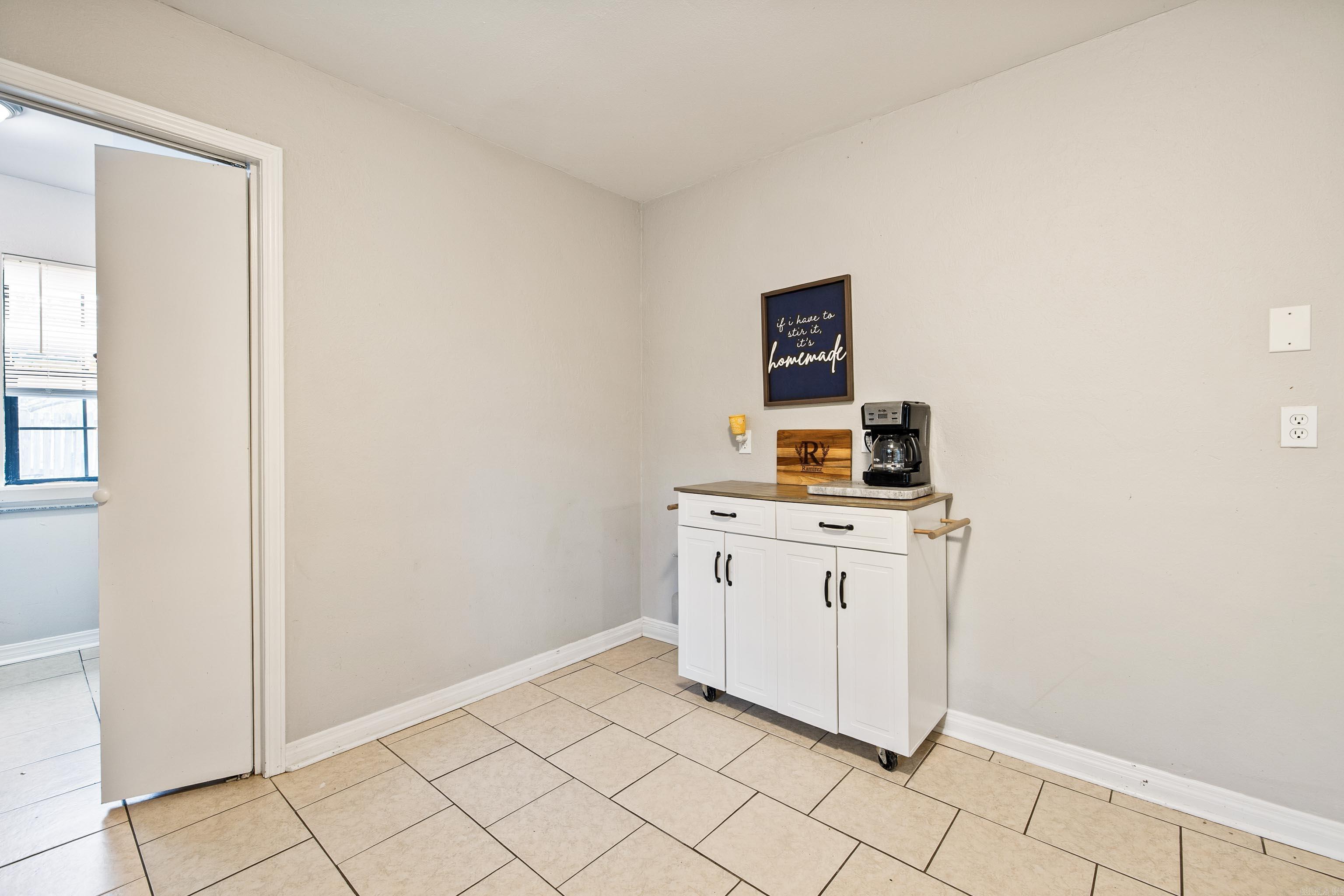 7925 Cindy Benton, AR 72019