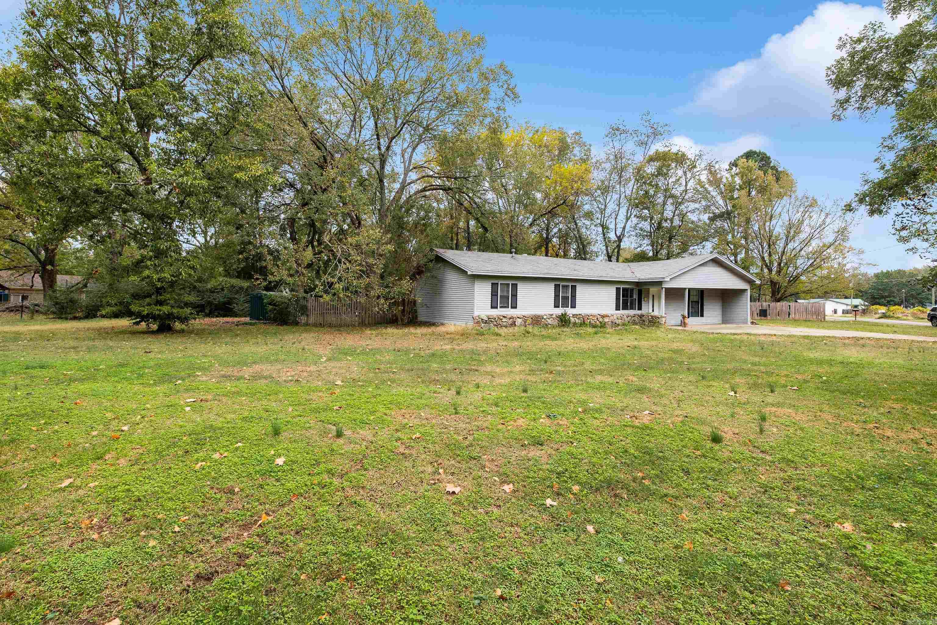 7925 Cindy Benton, AR 72019