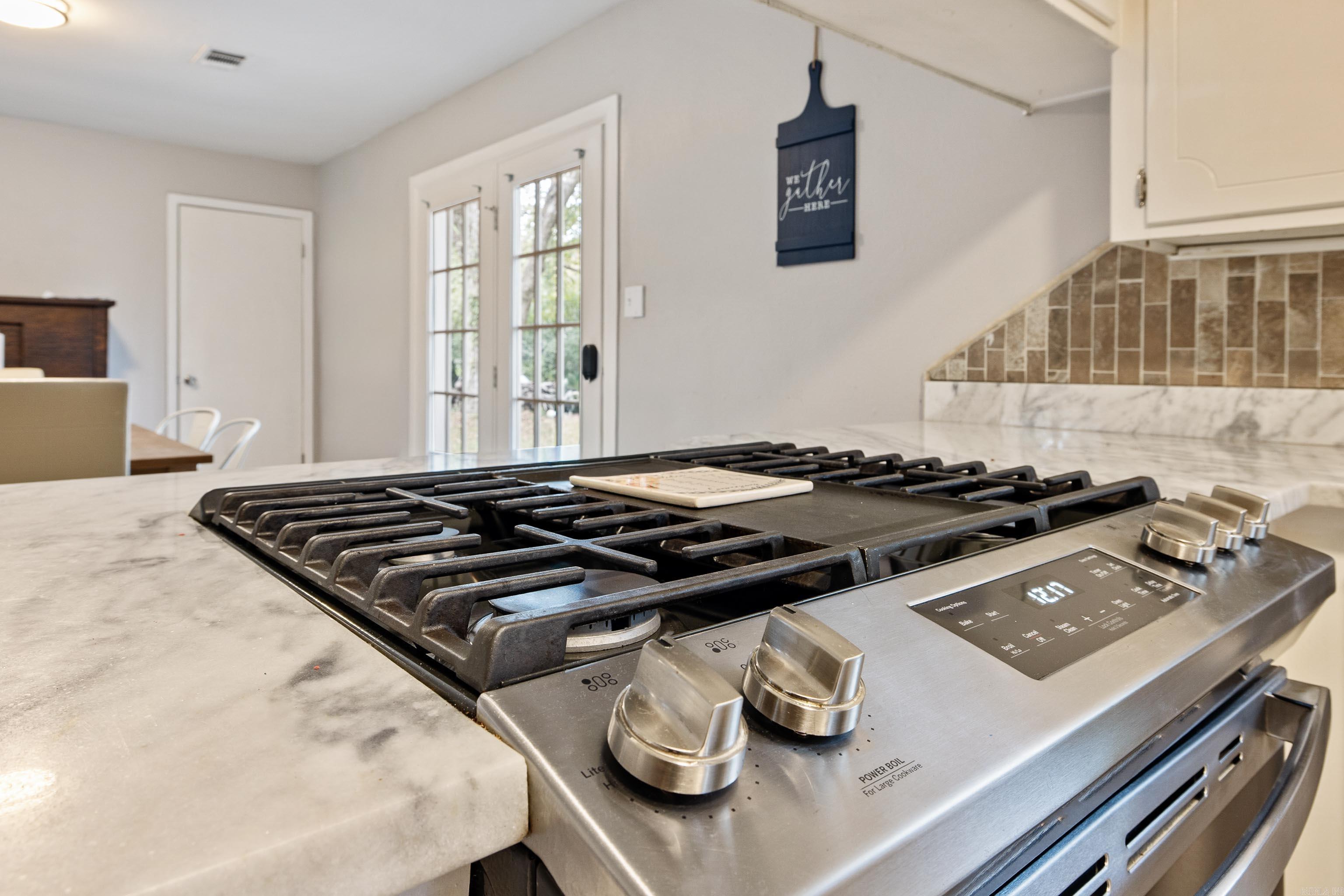 7925 Cindy Benton, AR 72019