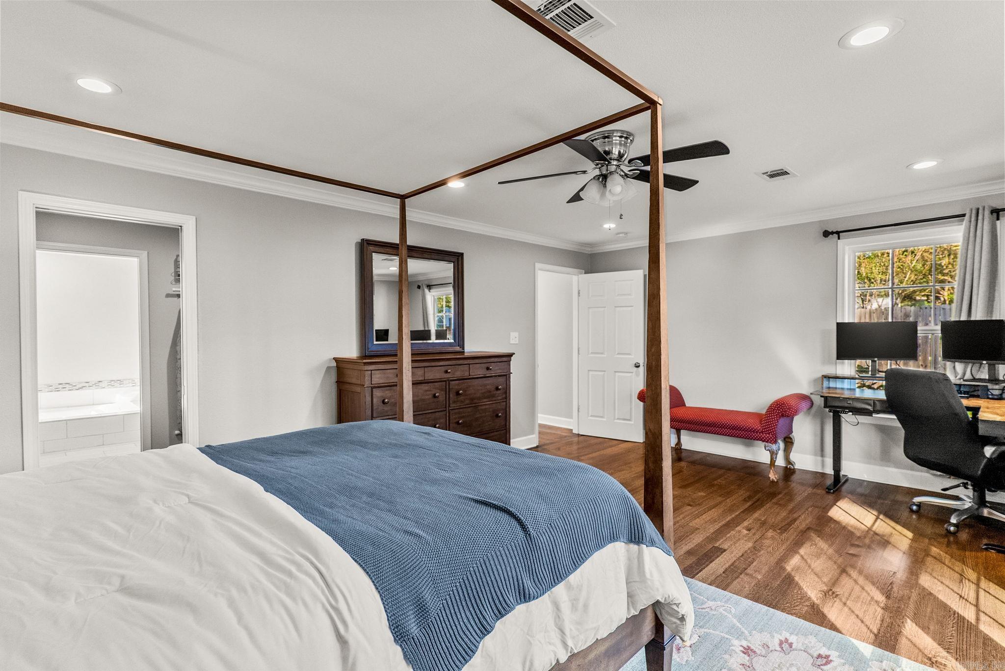 2115 N McKinley Street Little Rock, AR 72207