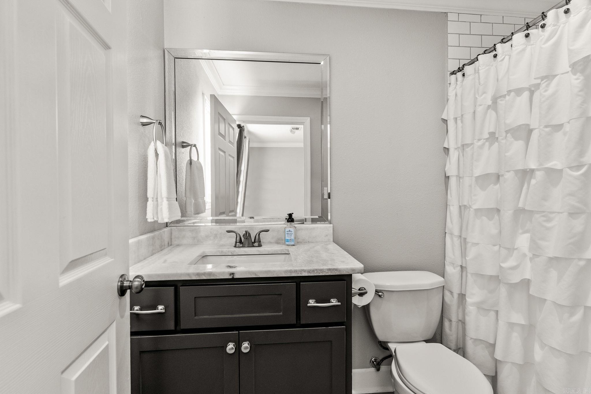 2115 N McKinley Street Little Rock, AR 72207