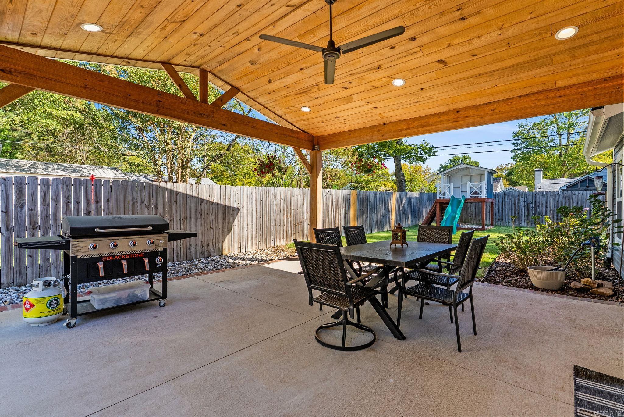 2115 N McKinley Street Little Rock, AR 72207