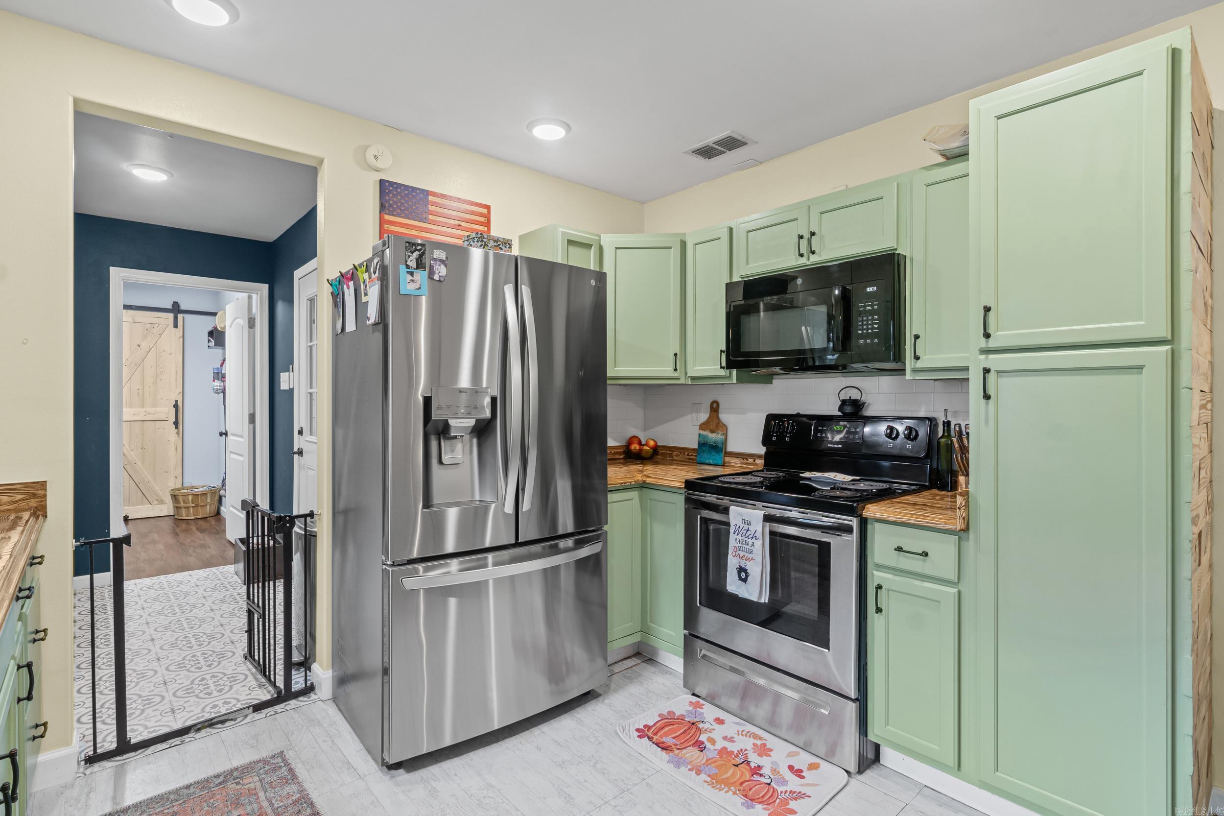 2430 S Kerr  Lonoke, AR